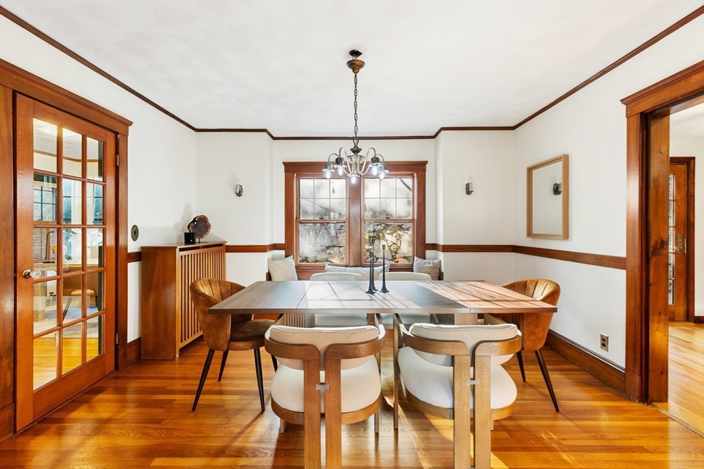 Malden, Massachusetts, 02148, United States, 3 Bedrooms Bedrooms, ,2 BathroomsBathrooms,Residential,For Sale,1942894