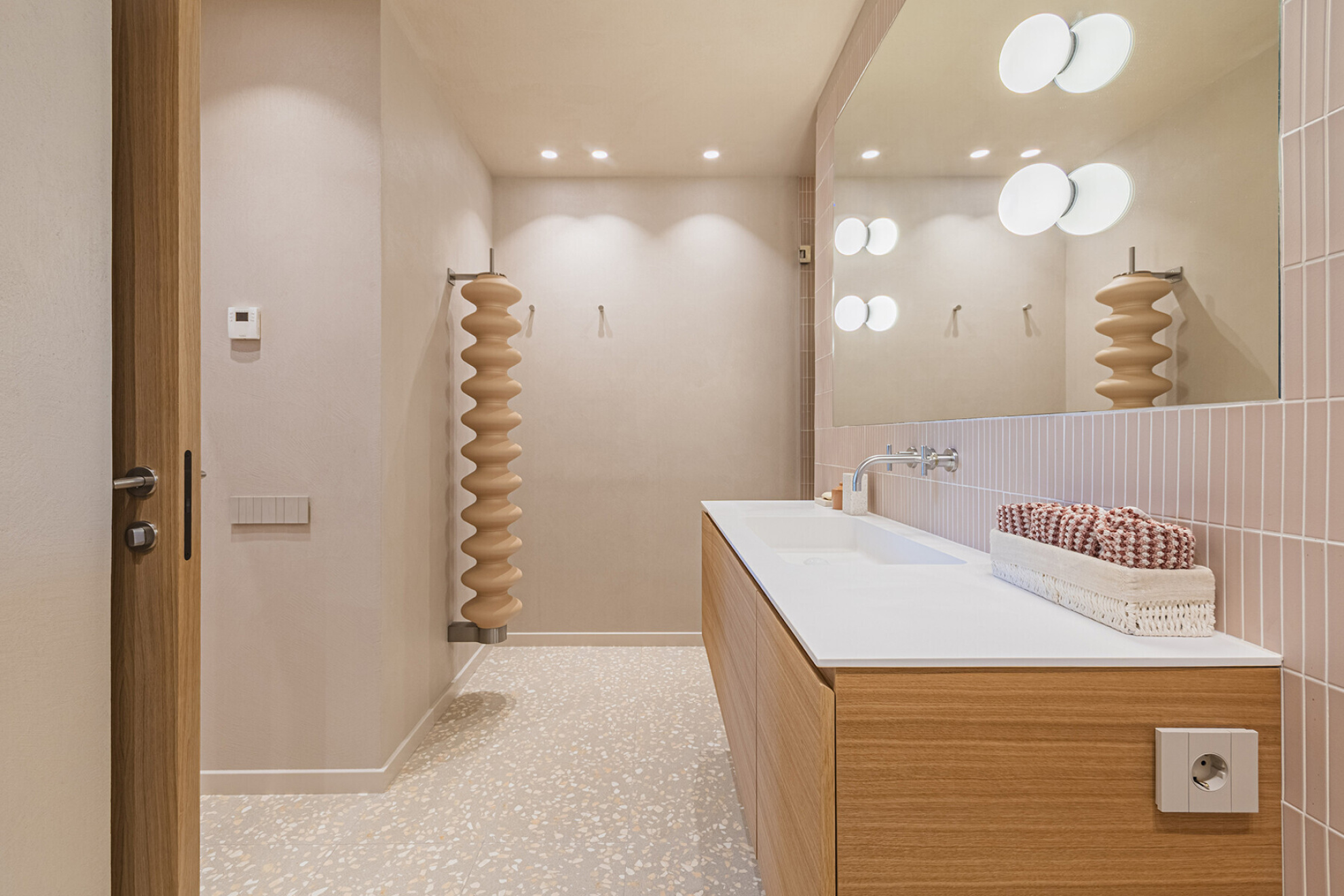  Luxury exterior apartment with exceptional renovation next to Passeig de Gràcia - 物件實景