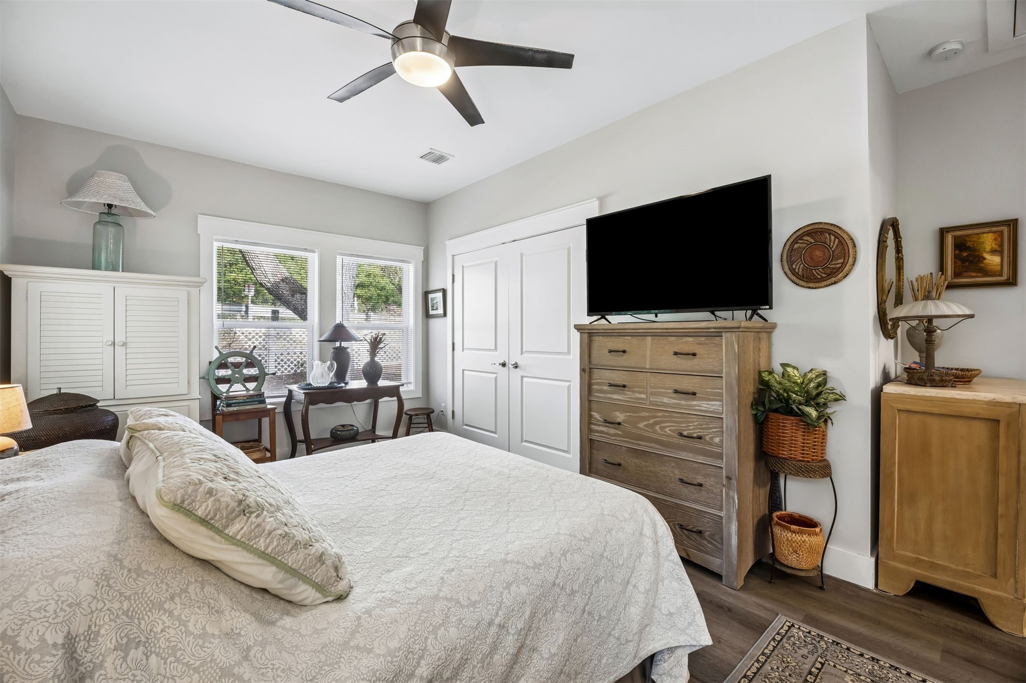 Fernandina Beach, Florida, 32034, United States, 3 Bedrooms Bedrooms, ,2 BathroomsBathrooms,Residential,For Sale,2040424