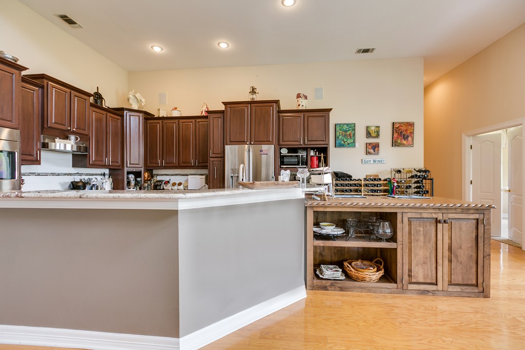 San Angelo, Texas, 76901, United States, 3 Bedrooms Bedrooms, ,3 BathroomsBathrooms,Residential,For Sale,1856673