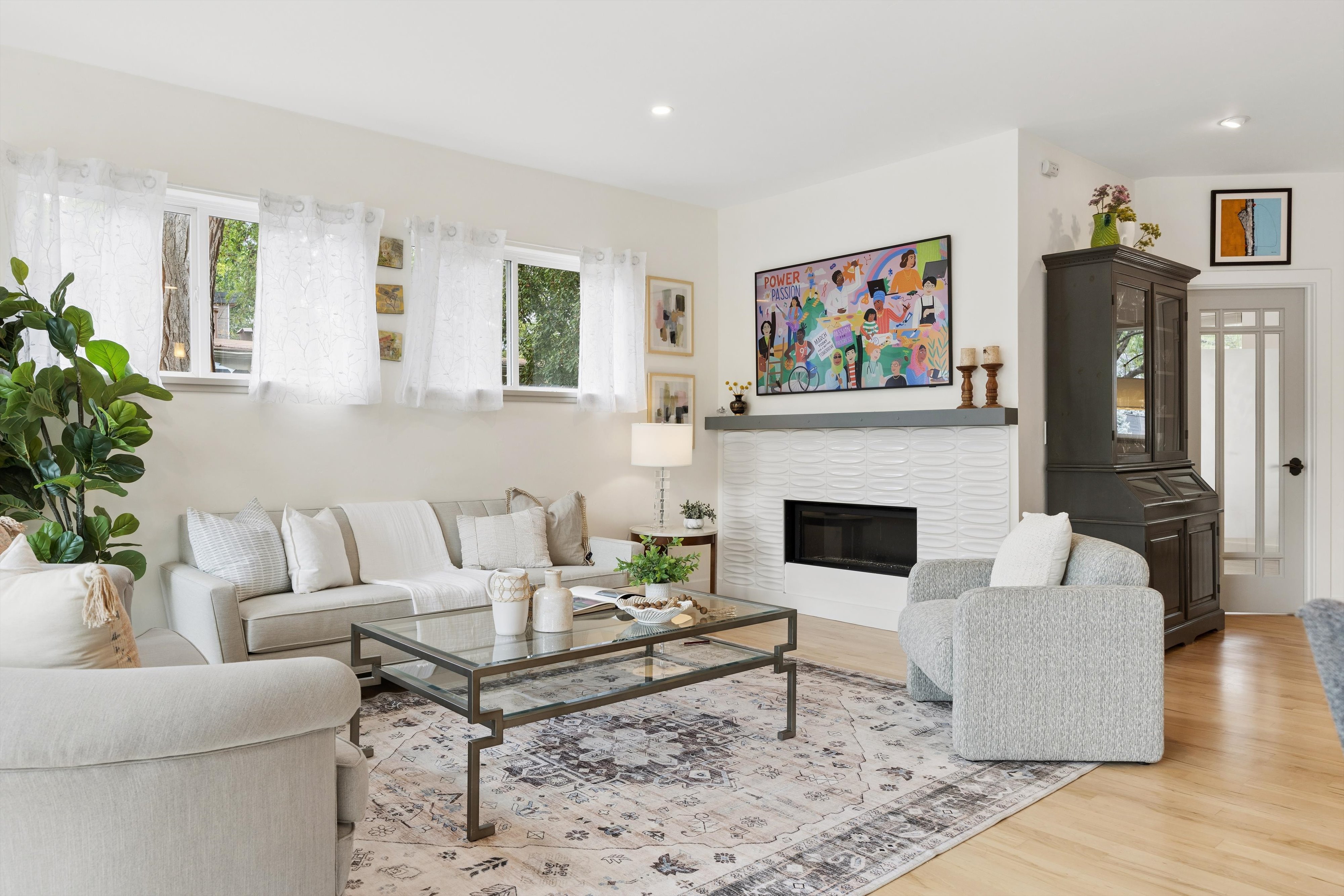  Lovely Home Set in One of Boulder