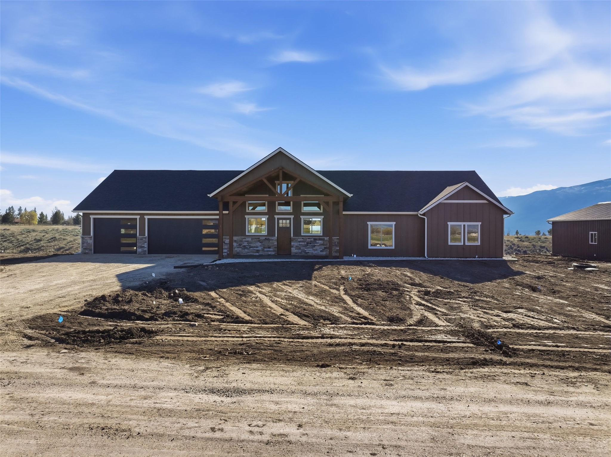  475 Ashleigh Lane - 物件實景