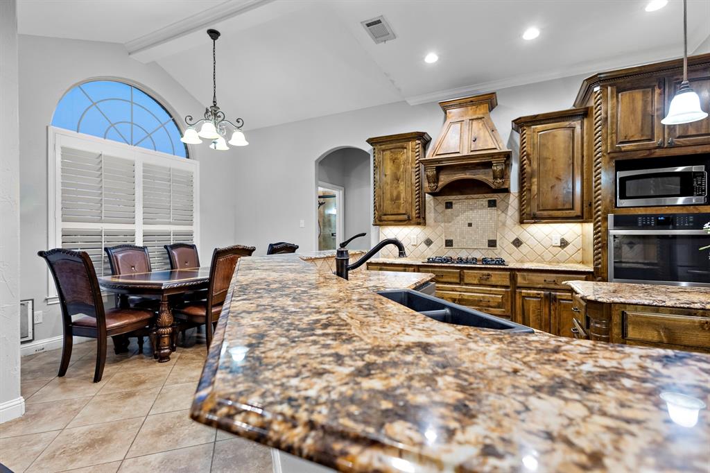 Mabank, Texas, 75147, United States, 3 Bedrooms Bedrooms, ,3 BathroomsBathrooms,Residential,For Sale,1713572