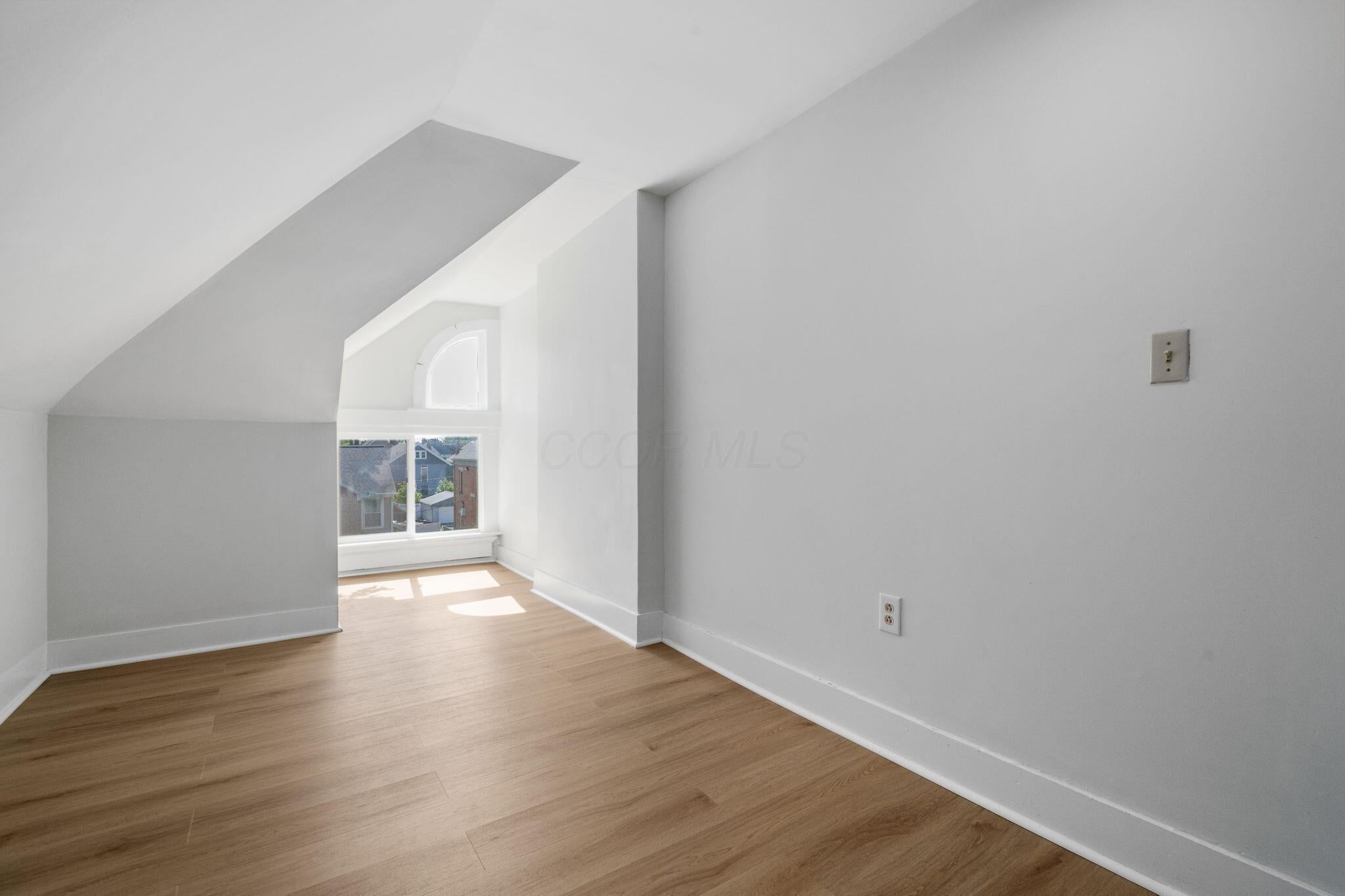  31-33 Linwood Avenue - 物件實景