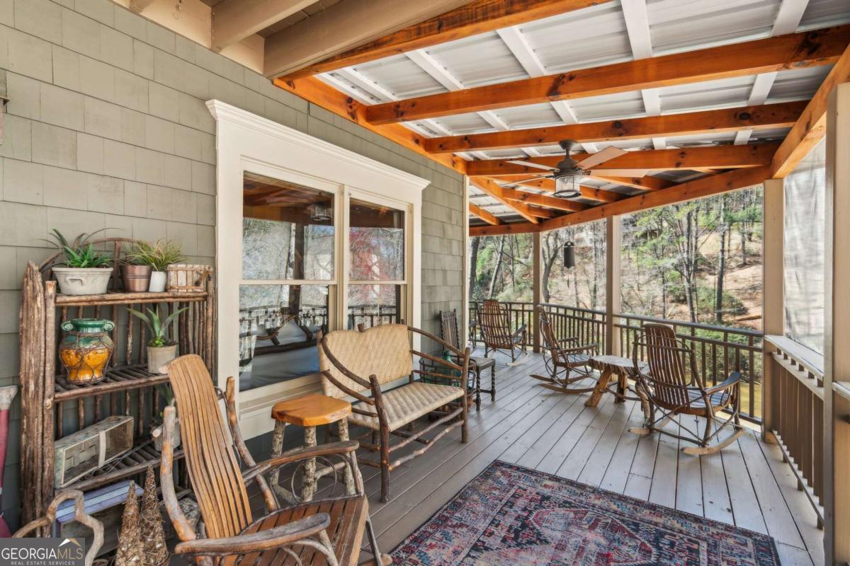 Ellijay, Georgia, 30536, United States, 5 Bedrooms Bedrooms, ,4 BathroomsBathrooms,Residential,For Sale,1880037
