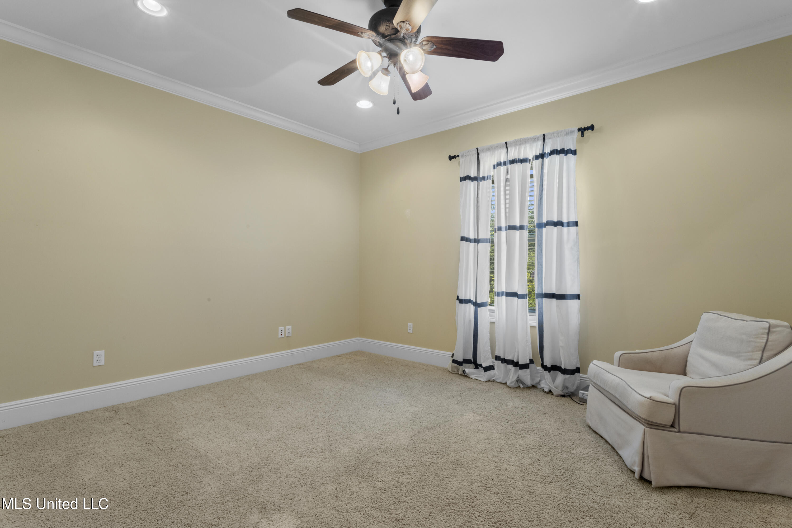 Biloxi, Mississippi, 39531, United States, 4 Bedrooms Bedrooms, ,3 BathroomsBathrooms,Residential,For Sale,1941819