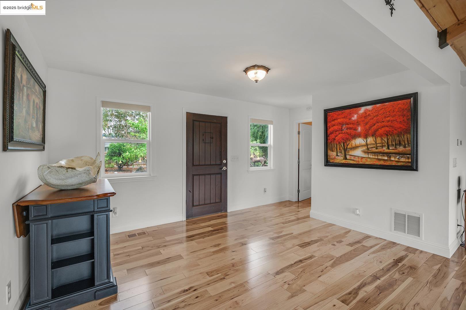 El Sobrante, California, 94803, United States, 4 Bedrooms Bedrooms, ,3 BathroomsBathrooms,Residential,For Sale,1986532