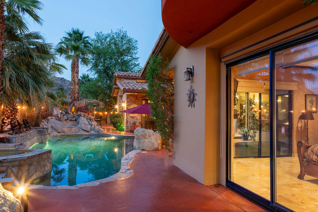 La Quinta, California, 92253, United States, 4 Bedrooms Bedrooms, ,4 BathroomsBathrooms,Residential,For Sale,1940947