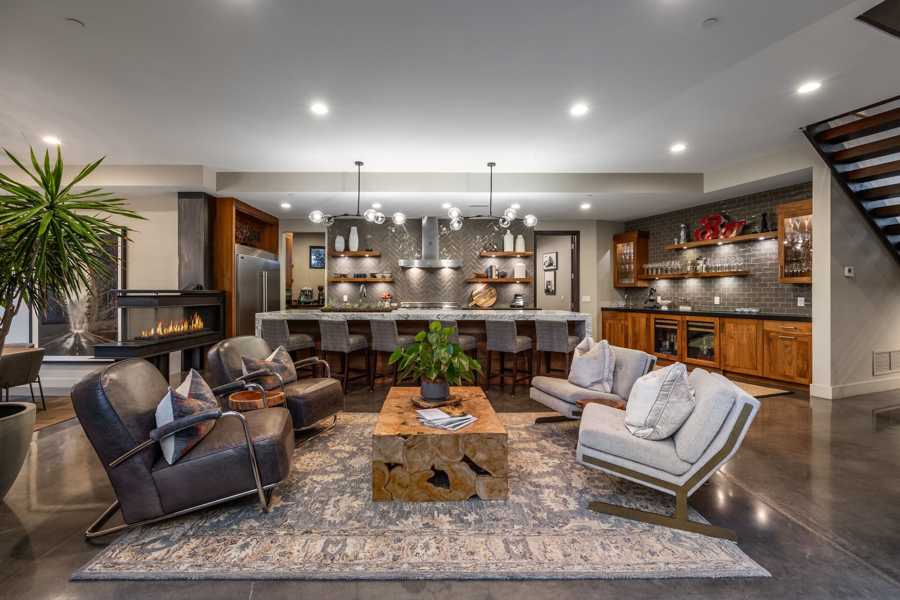  Contemporary Promontory Home with Exceptional Indoor-Outdoor Living - 物件實景
