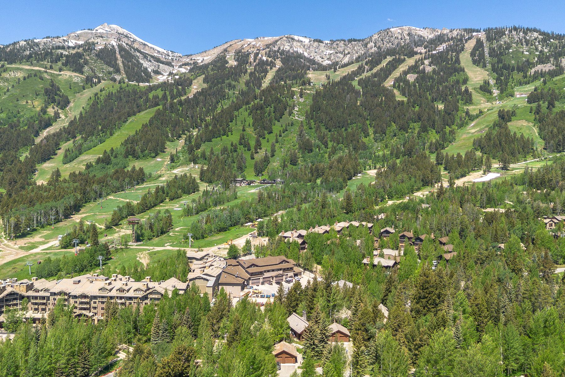  Ski-In Ski-Out Luxury Cabin  Jackson Hole Mountain Resort  Teton Village WY - 物件實景