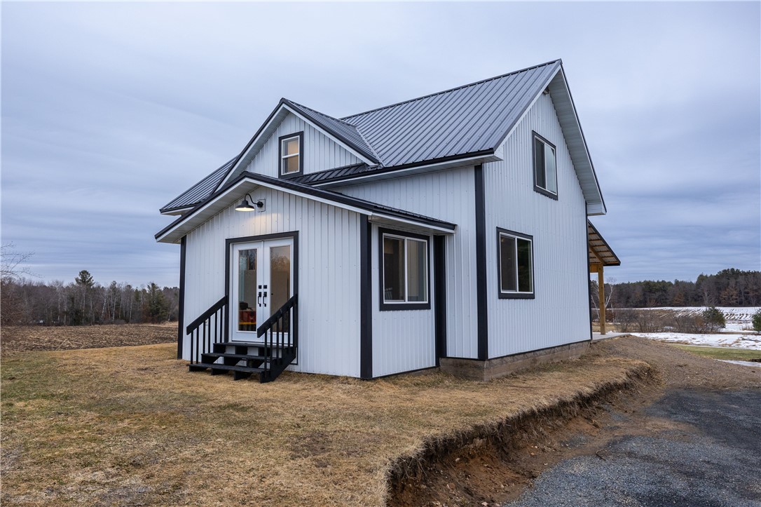 Fall Creek, Wisconsin, 54742, United States, 3 Bedrooms Bedrooms, ,2 BathroomsBathrooms,Residential,For Sale,2028445