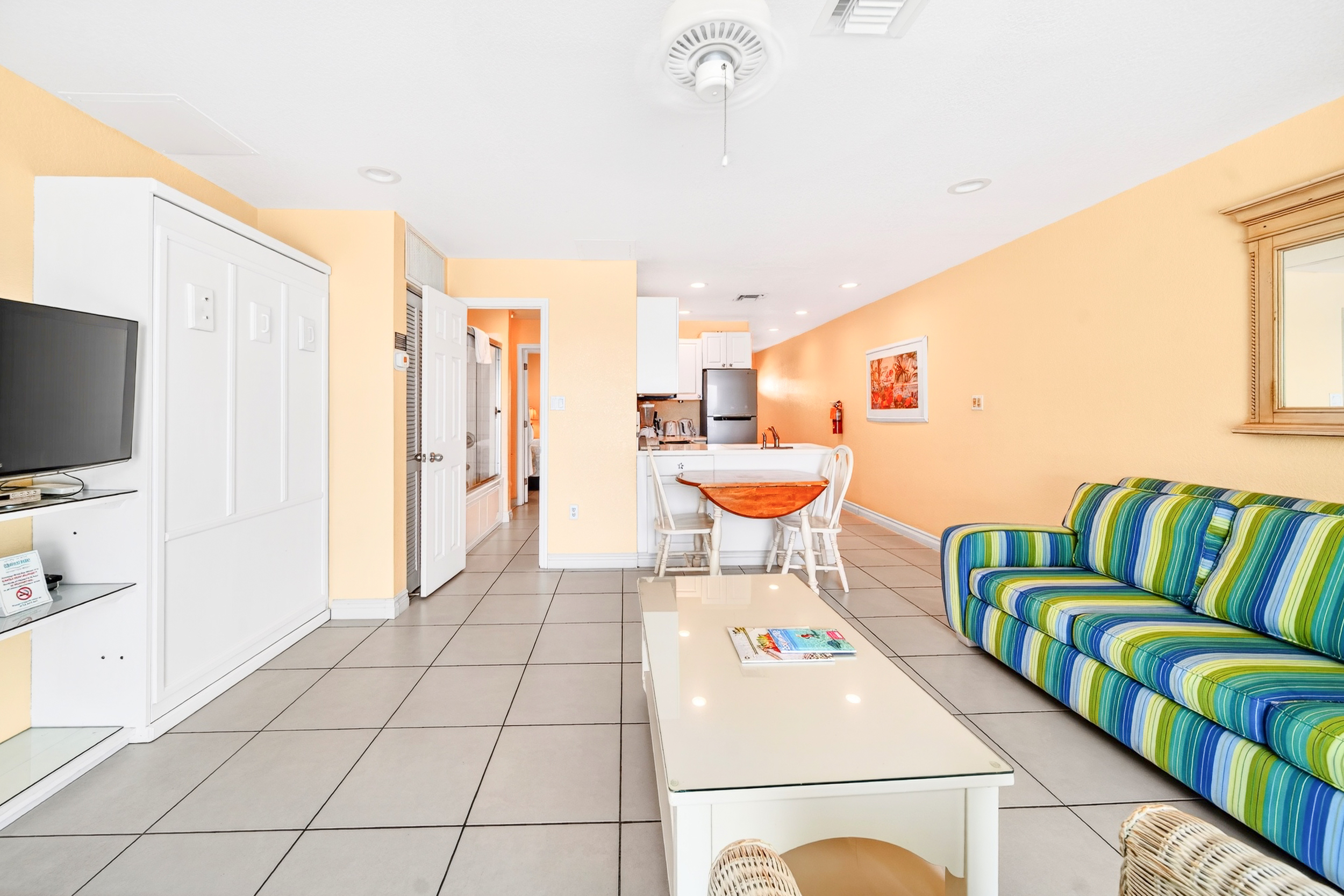  Compass Point 205 - One Bedroom - 物件實景