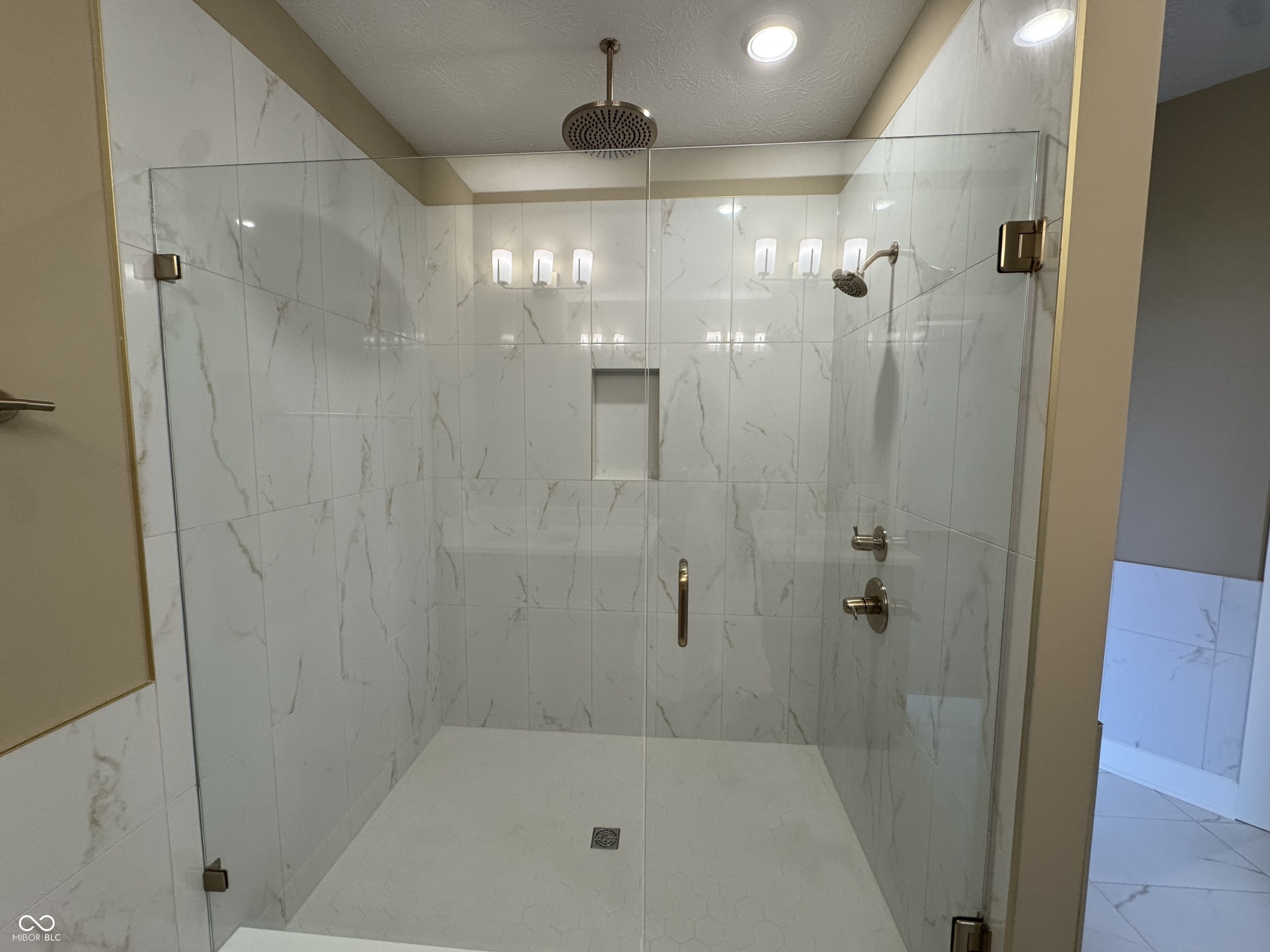 Jamestown, Indiana, 46147, United States, 3 Bedrooms Bedrooms, ,2 BathroomsBathrooms,Residential,For Sale,1935992