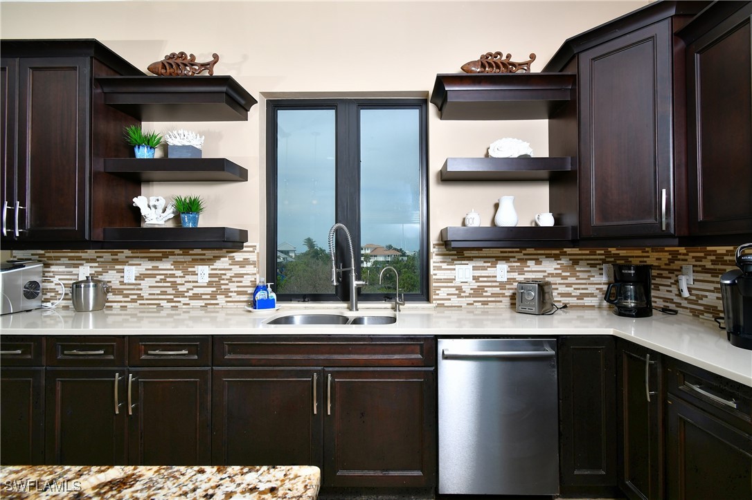 Captiva, Florida, 33924, United States, 4 Bedrooms Bedrooms, ,5 BathroomsBathrooms,Residential,For Sale,1976080