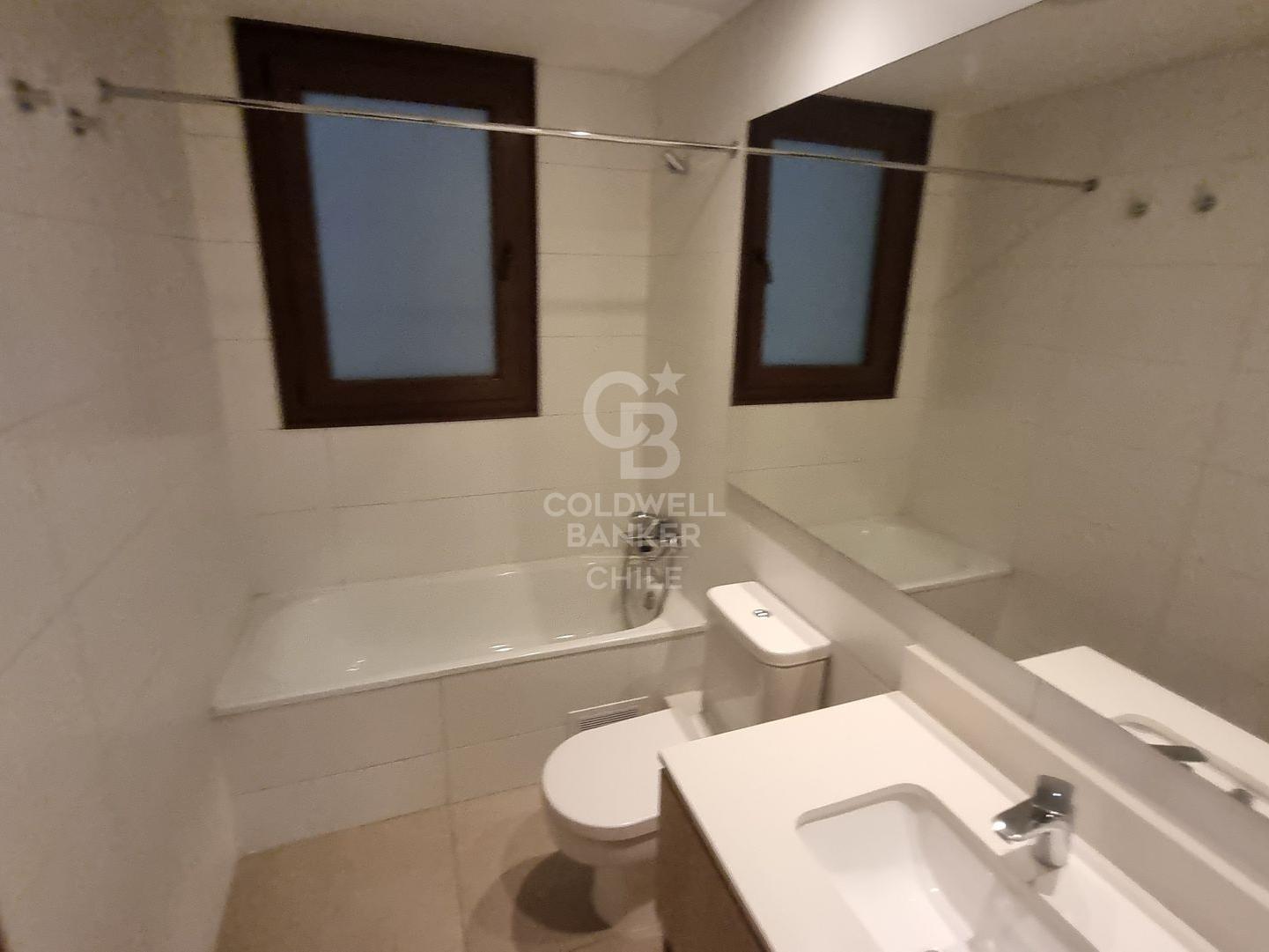 Lo Barnechea, Chile, 2 Bedrooms Bedrooms, ,2 BathroomsBathrooms,Residential,For Sale,1807133
