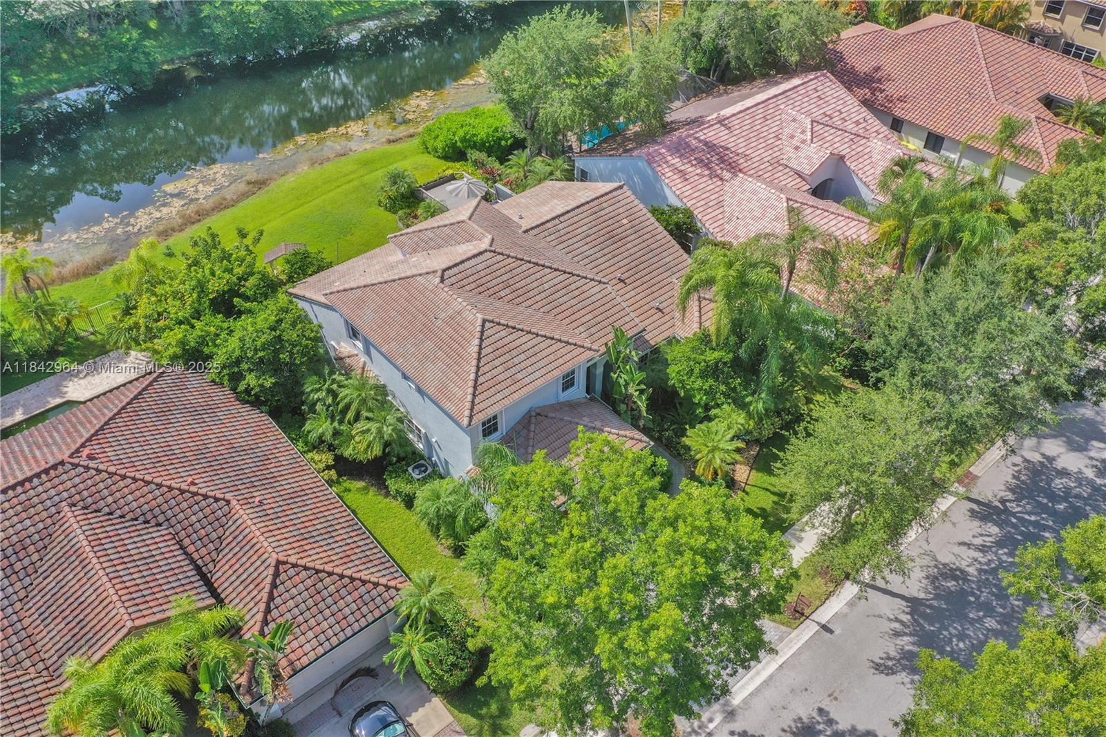 Weston, Florida, 33326, United States, 5 Bedrooms Bedrooms, ,4 BathroomsBathrooms,Residential,For Sale,1987523