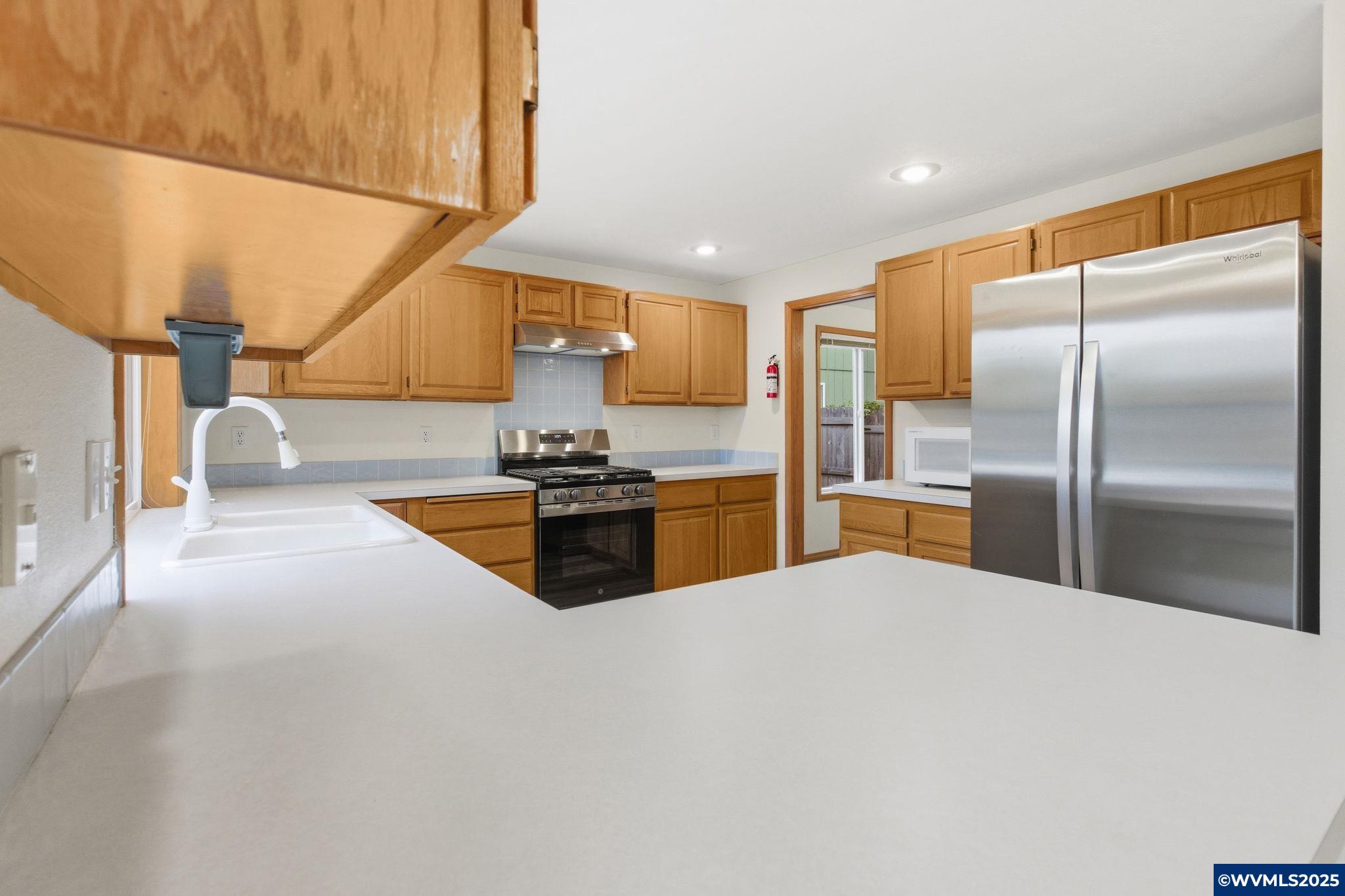 Corvallis, Oregon, 97333, United States, 4 Bedrooms Bedrooms, ,3 BathroomsBathrooms,Residential,For Sale,1999072