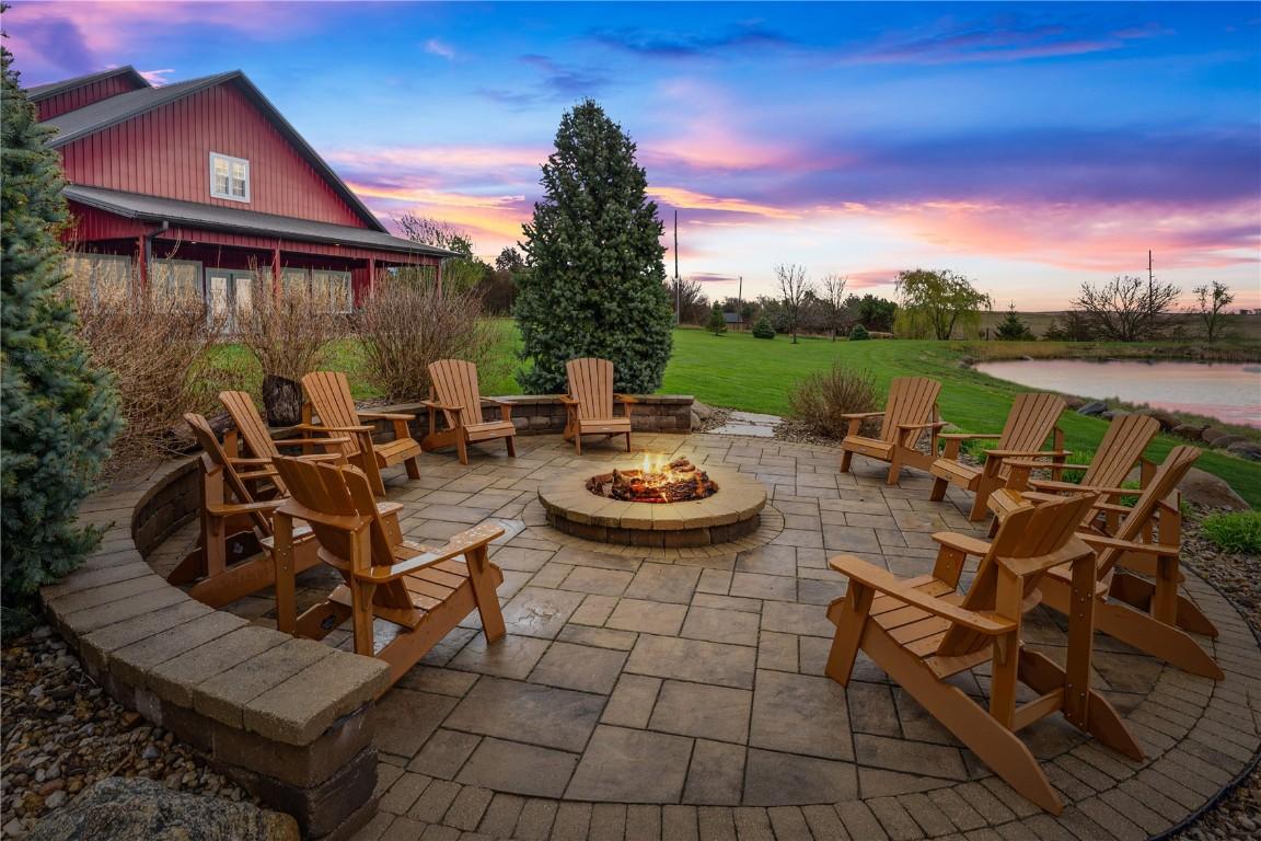 Vinton, Iowa, 52349, United States, 5 Bedrooms Bedrooms, ,6 BathroomsBathrooms,Residential,For Sale,1980405