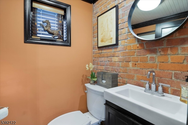 Rockaway Boro, New Jersey, 07866-3003, United States, 2 Bedrooms Bedrooms, ,Residential,For Sale,1936979