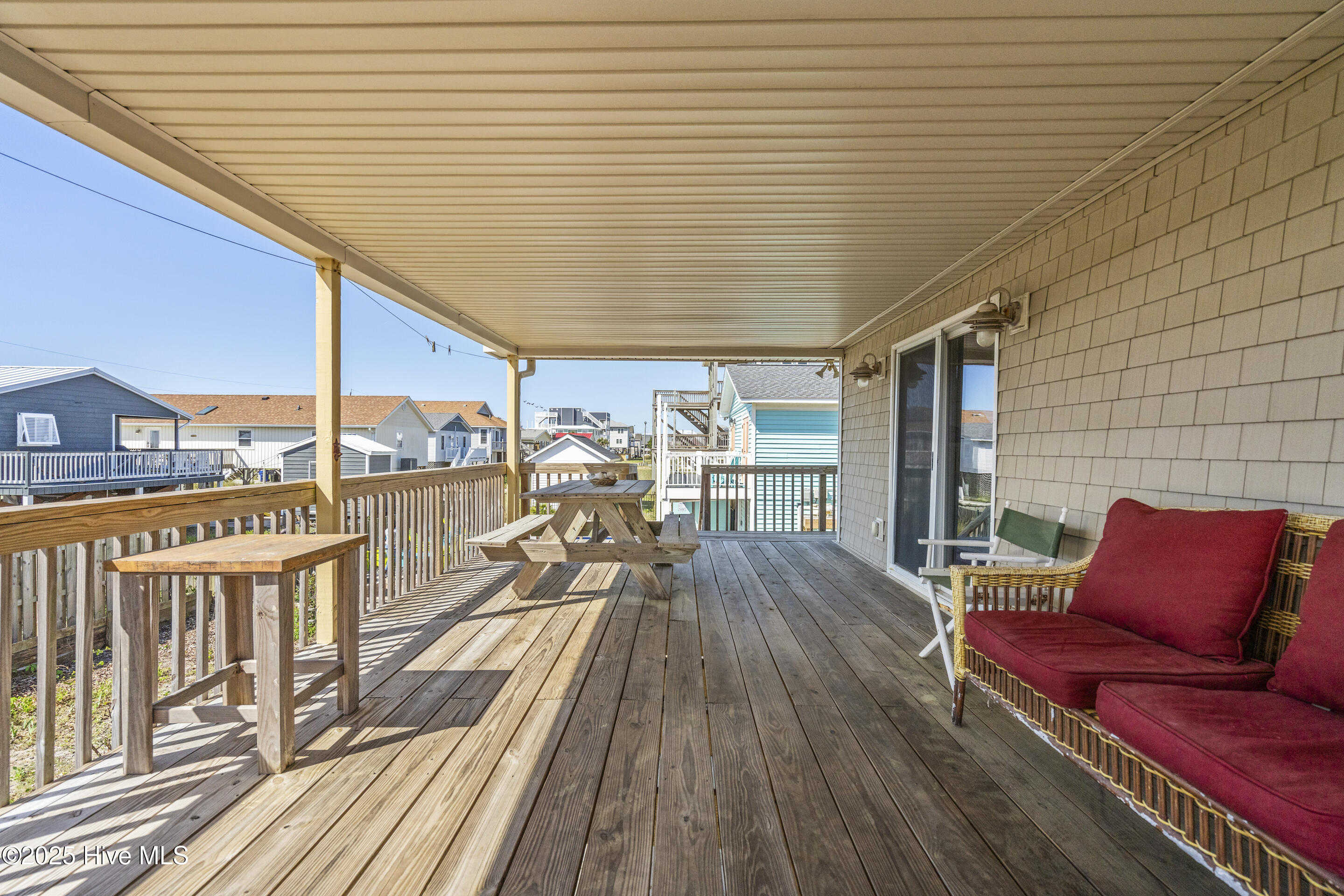 Surf City, North Carolina, 28445, United States, 3 Bedrooms Bedrooms, ,2 BathroomsBathrooms,Residential,For Sale,1794333