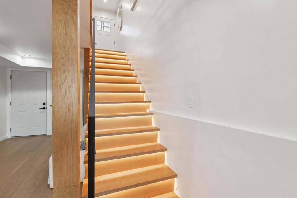 San Francisco, California, 94132, United States, 4 Bedrooms Bedrooms, ,4 BathroomsBathrooms,Residential,For Sale,2008965