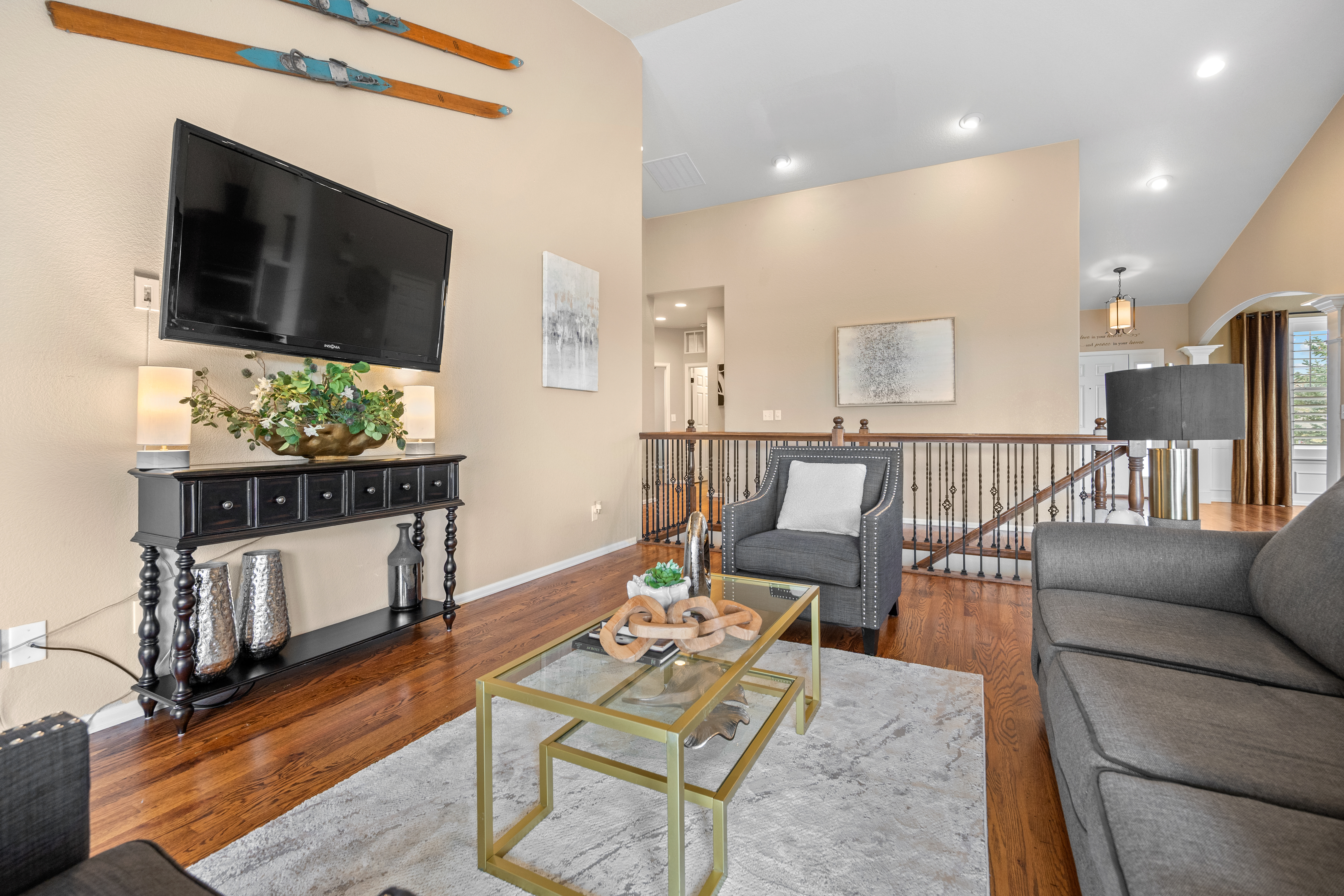  Experience elevated Colorado living in this exceptional ranch-style home. - 物件實景