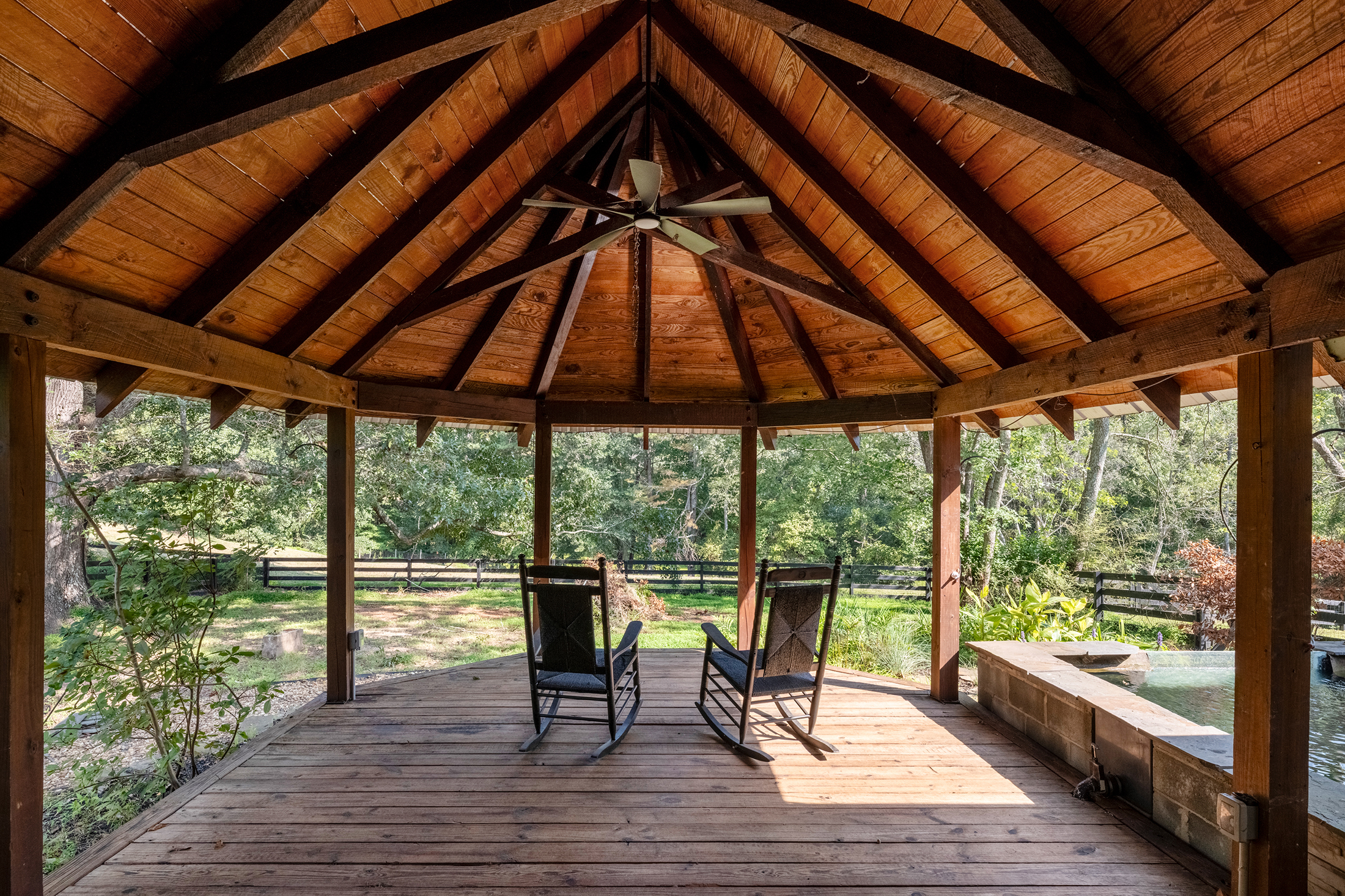  A Timeless Farmhouse Retreat on 7.3 Acres in Milton near Birmingham Crossroads - 物件實景