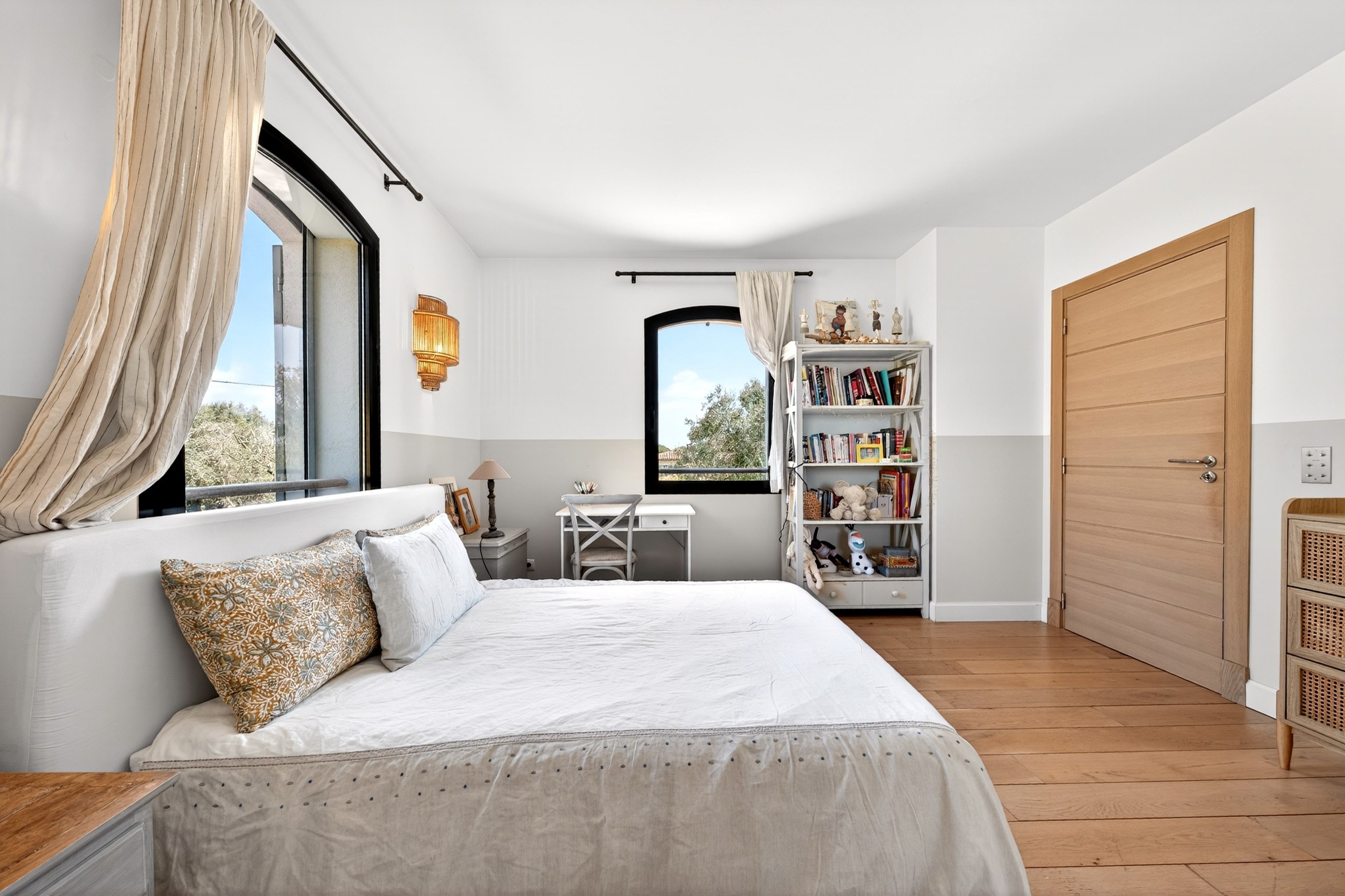  Valbonne luxury villa with pool, guest house and 6 bedrooms near international … - 物件實景