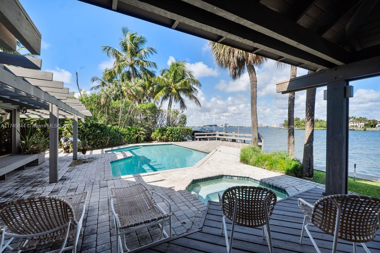 Miami Beach, Florida, 33141, United States, 4 Bedrooms Bedrooms, ,3 BathroomsBathrooms,Residential,For Sale,1711851