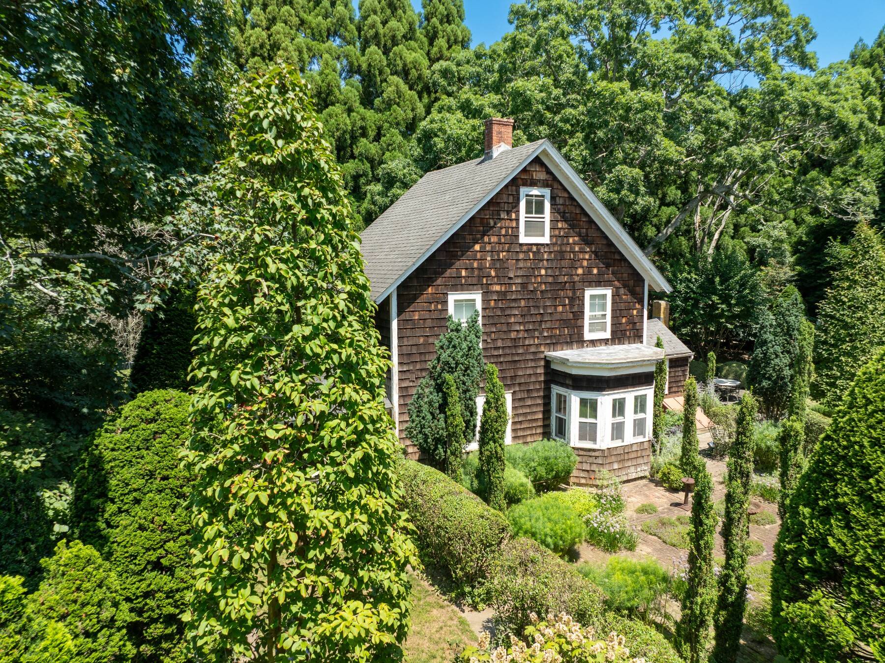  WAINSCOTT  ESTATE OPPORTUNITY - 物件實景