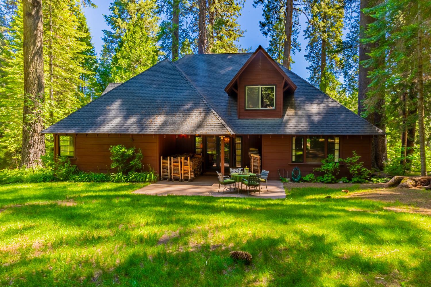 Fish Camp, California, 93623, United States, 5 Bedrooms Bedrooms, ,2 BathroomsBathrooms,Residential,For Sale,1869903