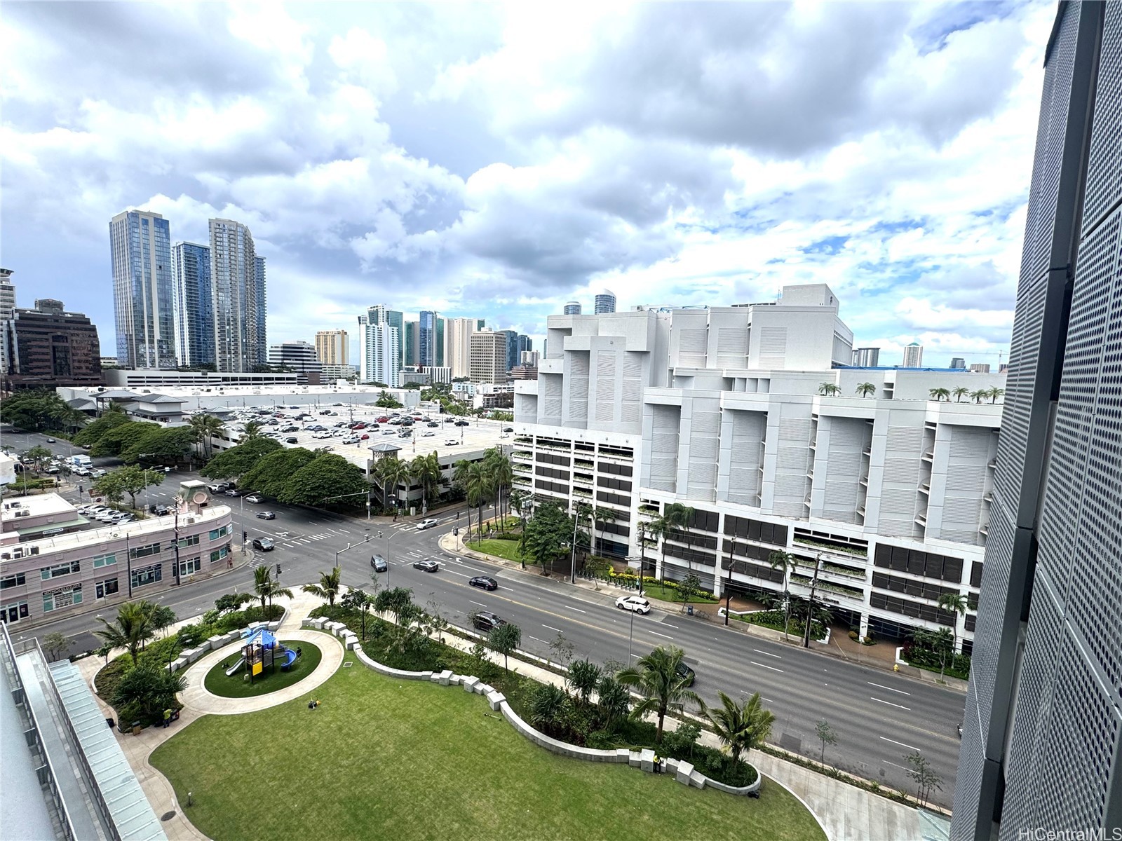 Honolulu, Hawaii, 96814, United States, 2 Bedrooms Bedrooms, ,2 BathroomsBathrooms,Residential,For Sale,1988150