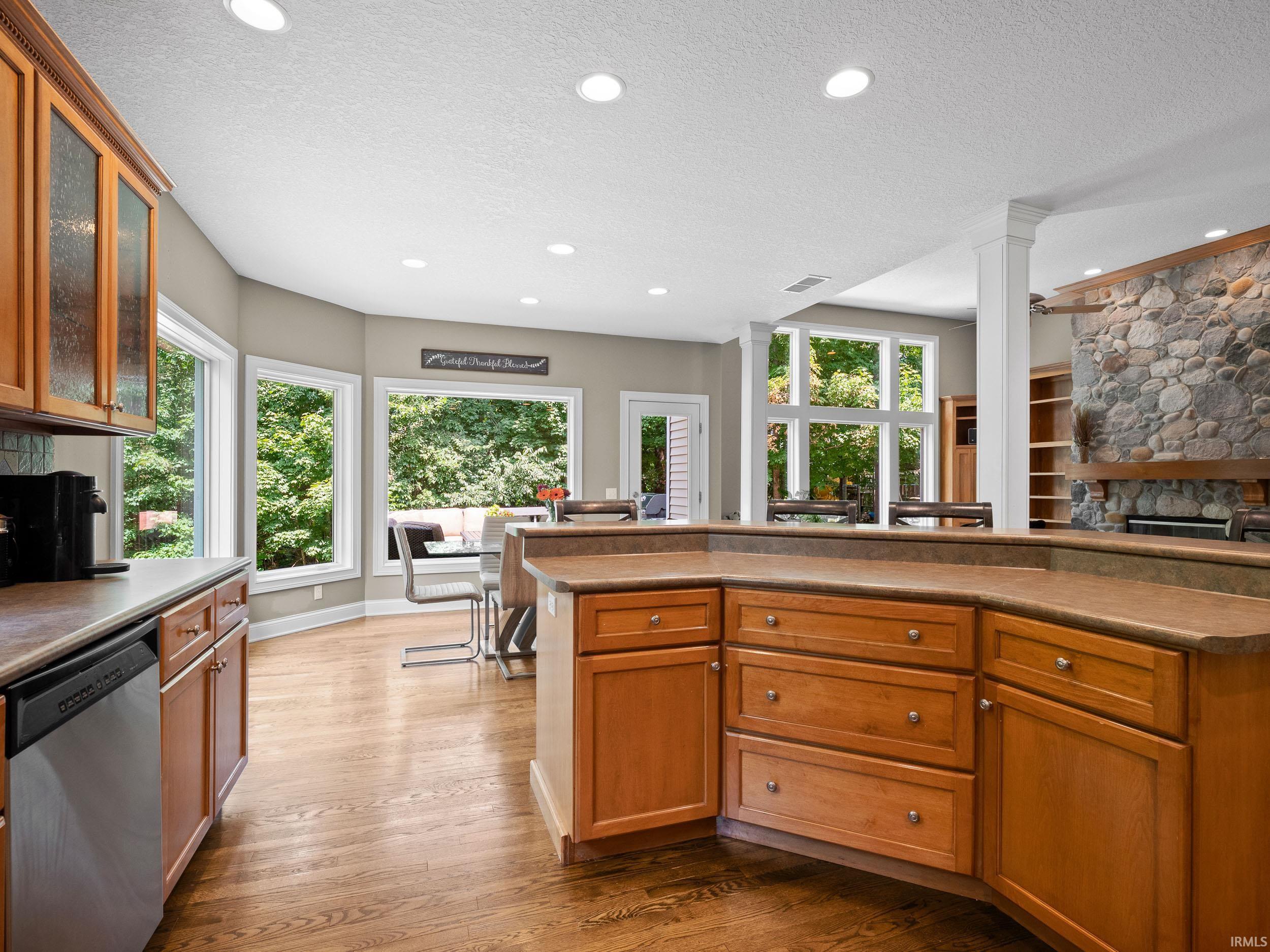 Fort Wayne, Indiana, 46814-9194, United States, 5 Bedrooms Bedrooms, ,4 BathroomsBathrooms,Residential,For Sale,1987073