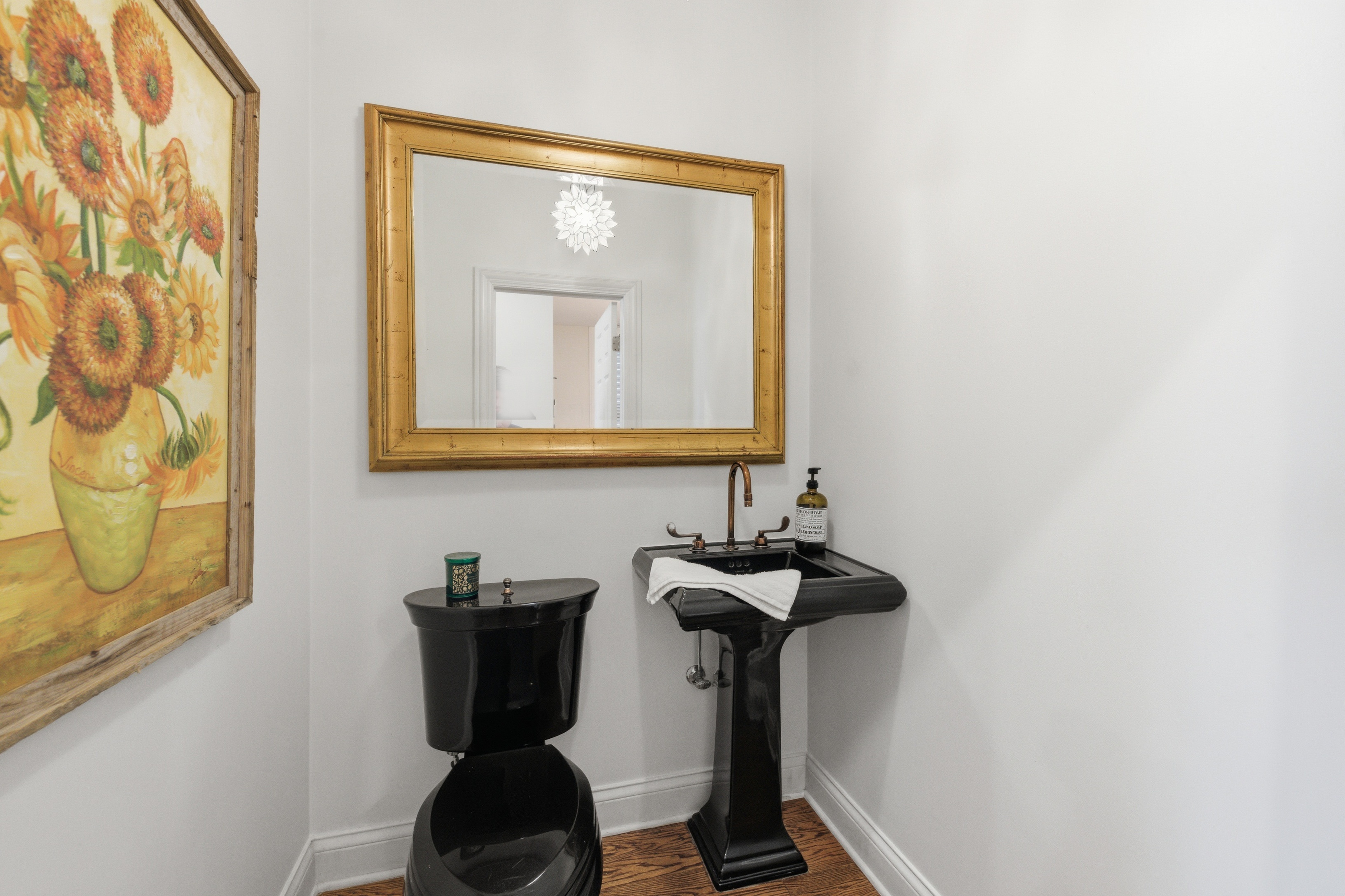  Best Value in West Town - 物件實景