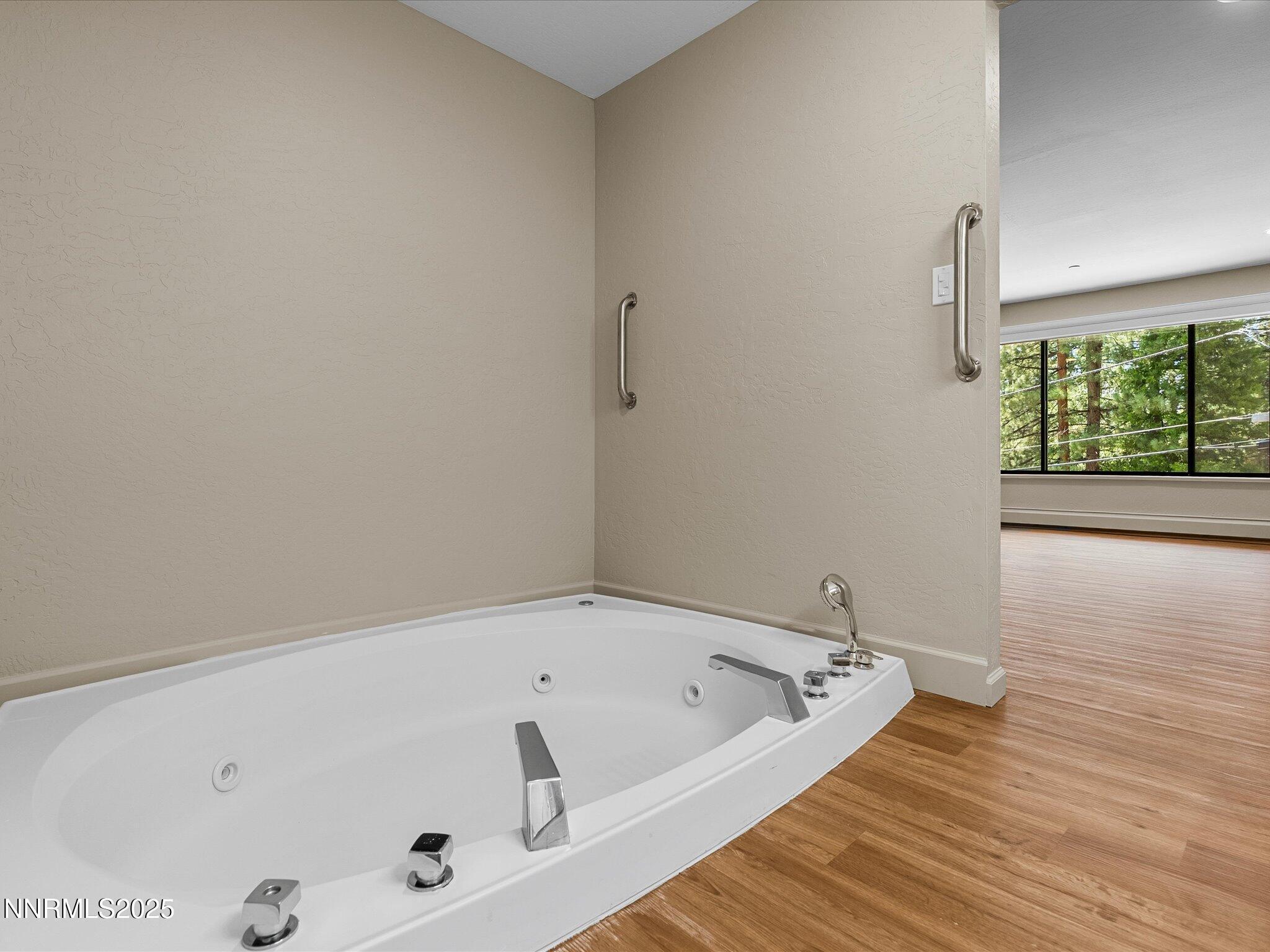 Zephyr Cove, Nevada, 89448, United States, 6 Bedrooms Bedrooms, ,6 BathroomsBathrooms,Residential,For Sale,1848960