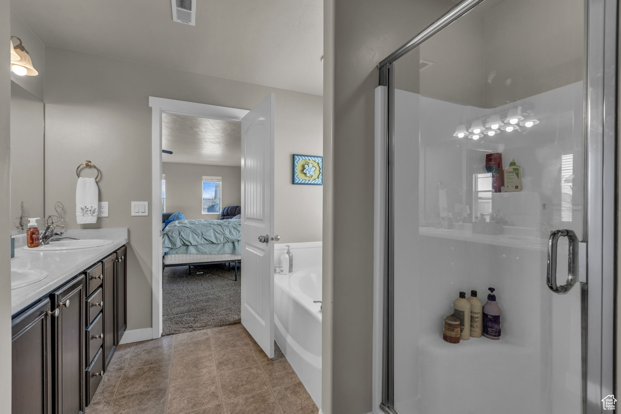 Stansbury Park, Utah, 84074, United States, 4 Bedrooms Bedrooms, ,3 BathroomsBathrooms,Residential,For Sale,1956309