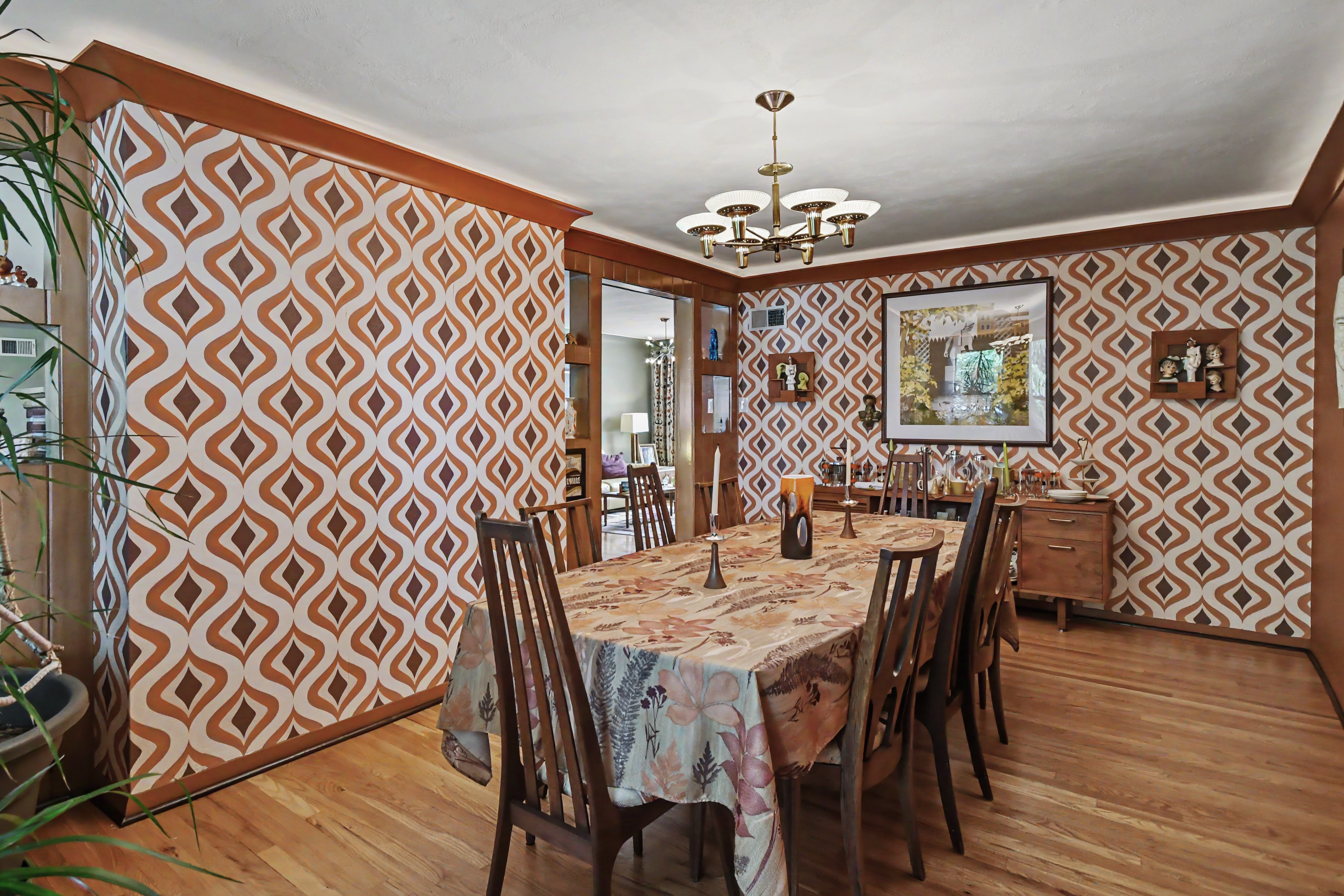  You’ll fall in love with this charming midcentury ranch. - 物件實景