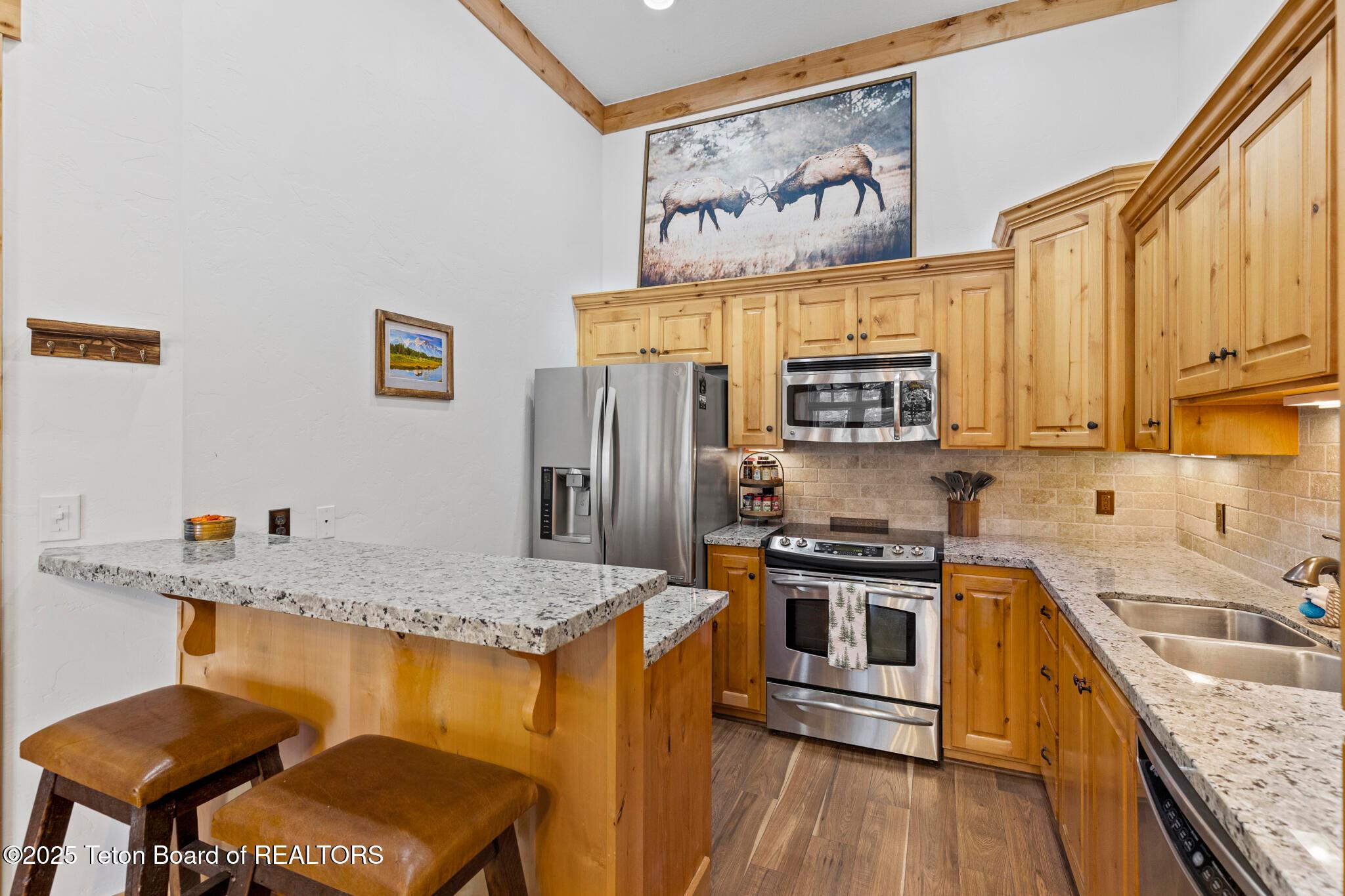 Victor, Idaho, 83455, United States, 3 Bedrooms Bedrooms, ,2 BathroomsBathrooms,Residential,For Sale,2003126