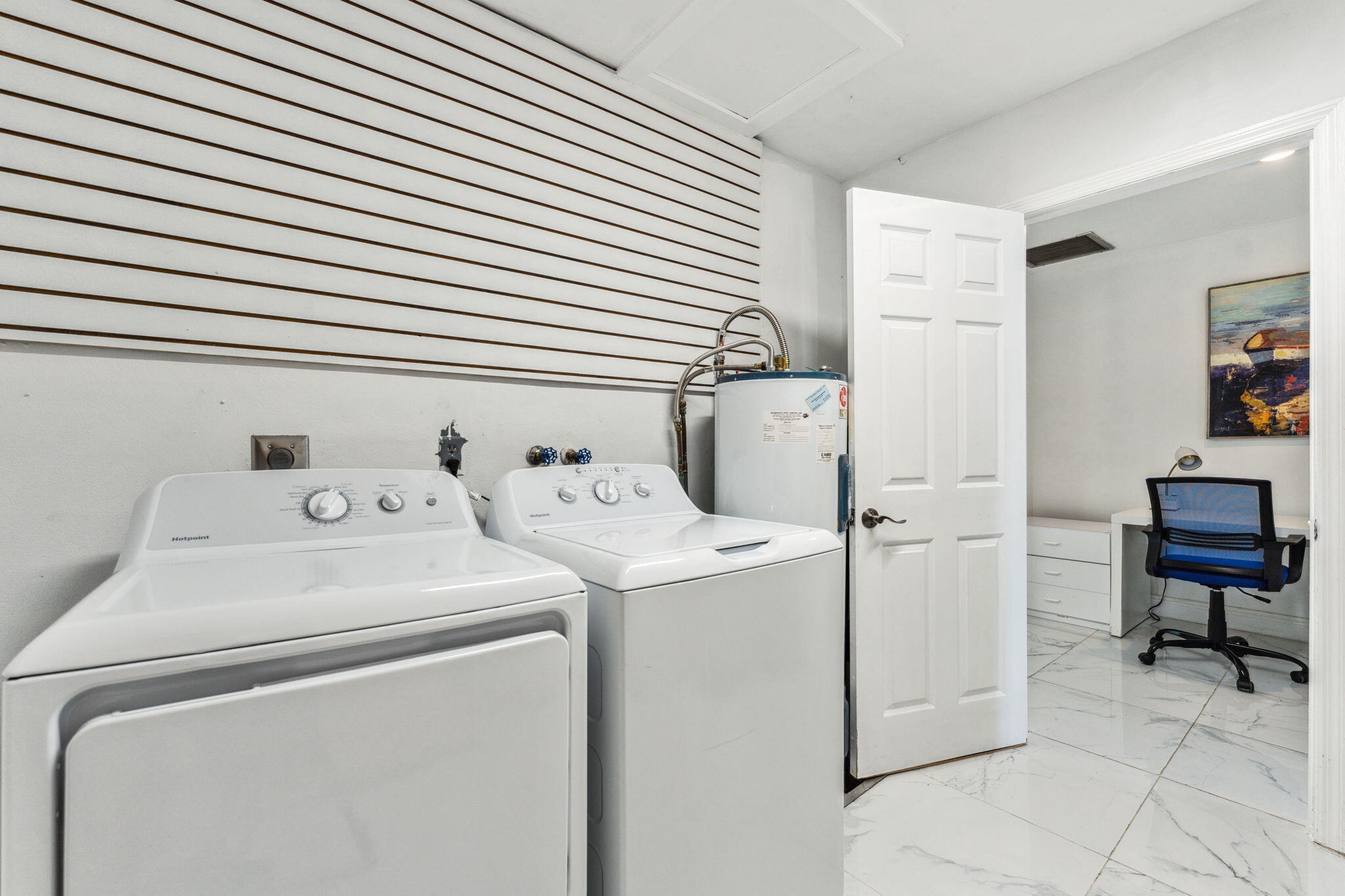 Hollywood, Florida, 33019, United States, 4 Bedrooms Bedrooms, ,3 BathroomsBathrooms,Residential,For Sale,1934699