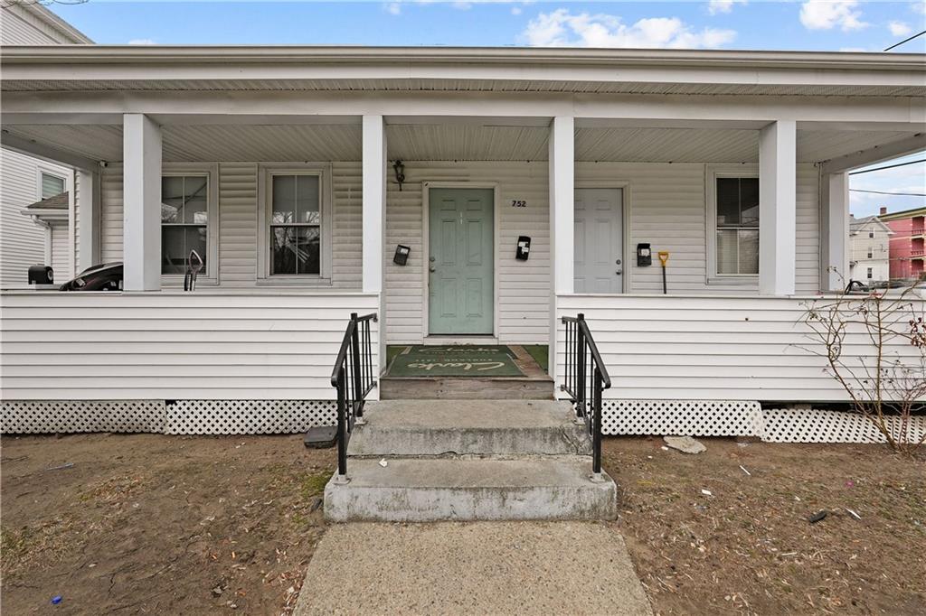 Woonsocket, Rhode Island, 02895, United States, 7 Bedrooms Bedrooms, ,3 BathroomsBathrooms,Residential,For Sale,1935382