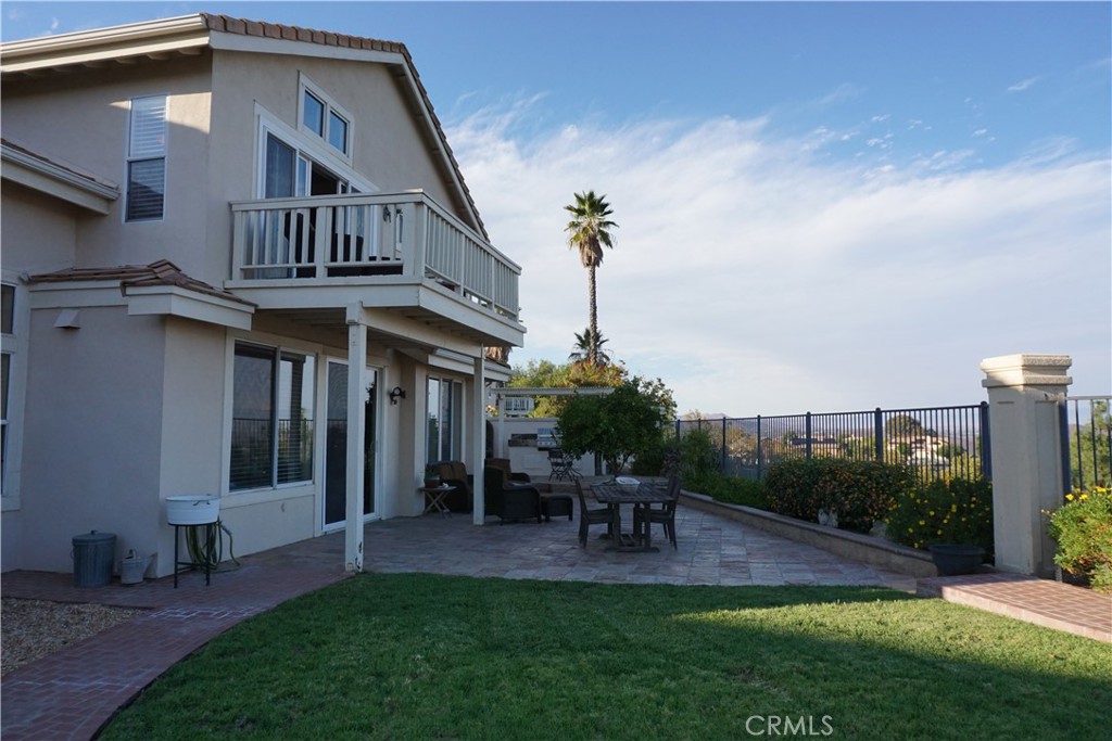 Lake Elsinore, California, 92532, United States, 4 Bedrooms Bedrooms, ,3 BathroomsBathrooms,Residential,For Sale,1988031