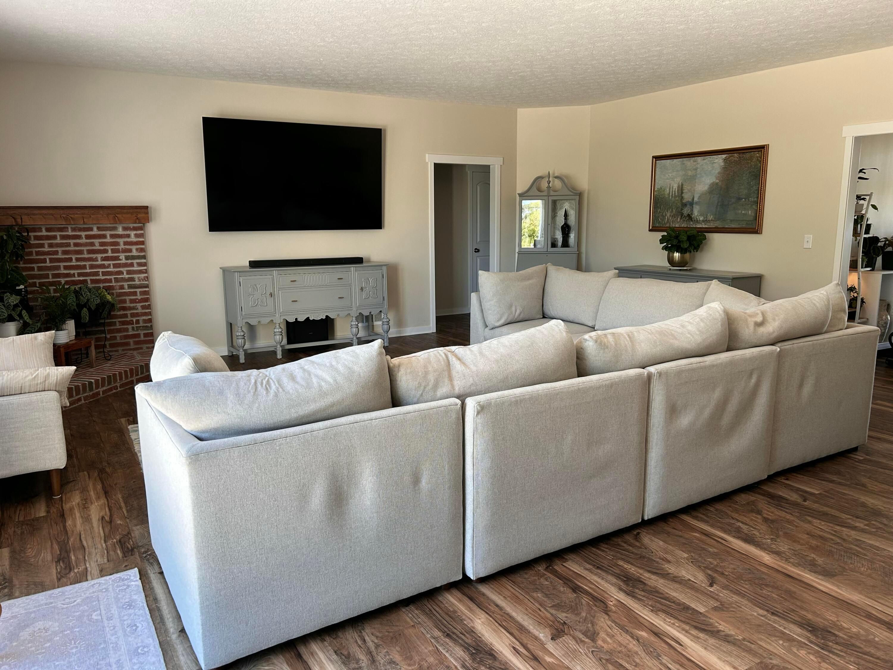 Orient, Ohio, 43146, United States, 4 Bedrooms Bedrooms, ,3 BathroomsBathrooms,Residential,For Sale,1990244