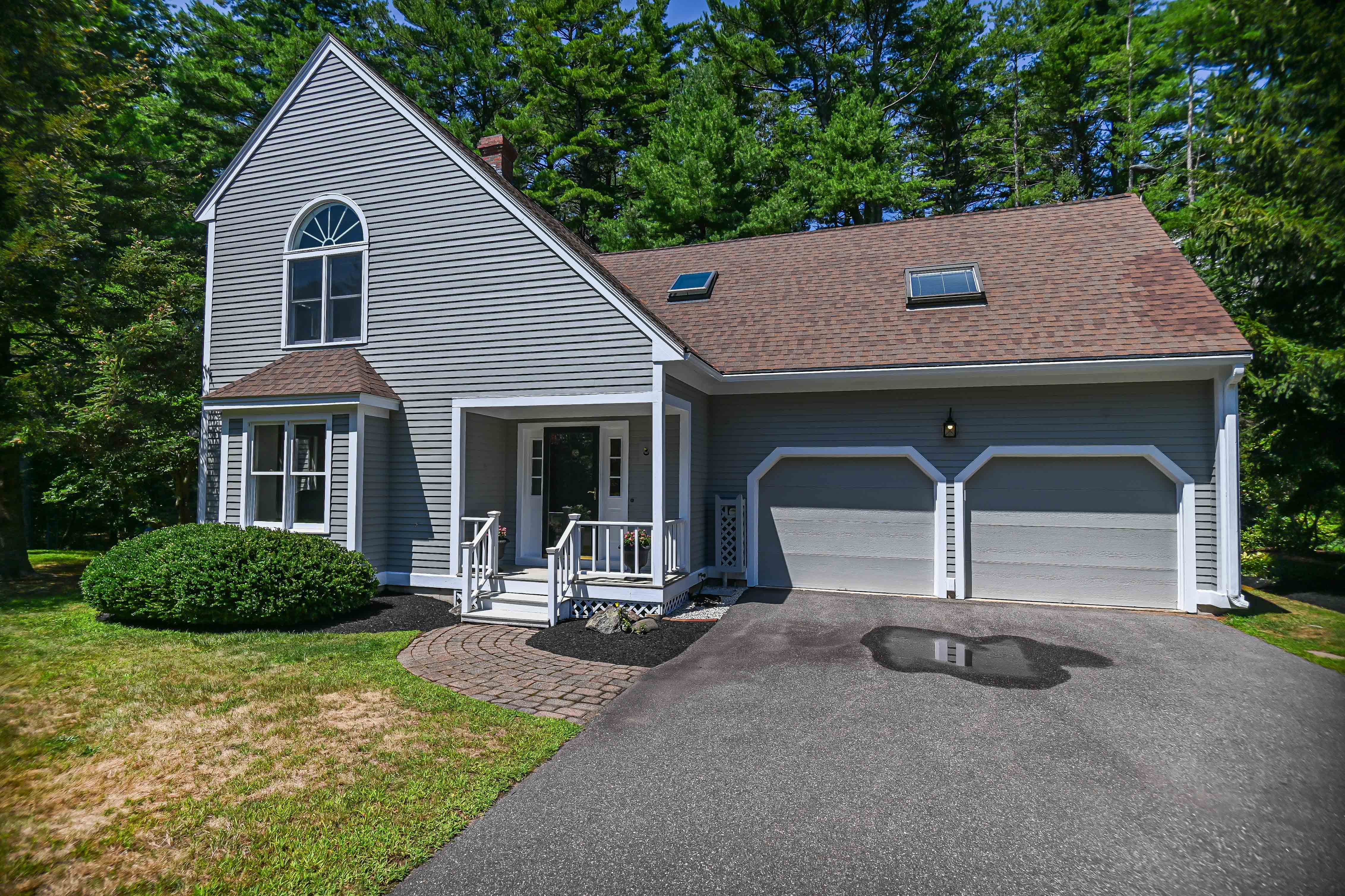 York, Maine, 03909, United States, 3 Bedrooms Bedrooms, ,3 BathroomsBathrooms,Residential,For Sale,1912030