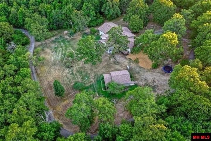 Mountain Home, Arkansas, 72653, United States, 5 Bedrooms Bedrooms, ,4 BathroomsBathrooms,Residential,For Sale,2031508