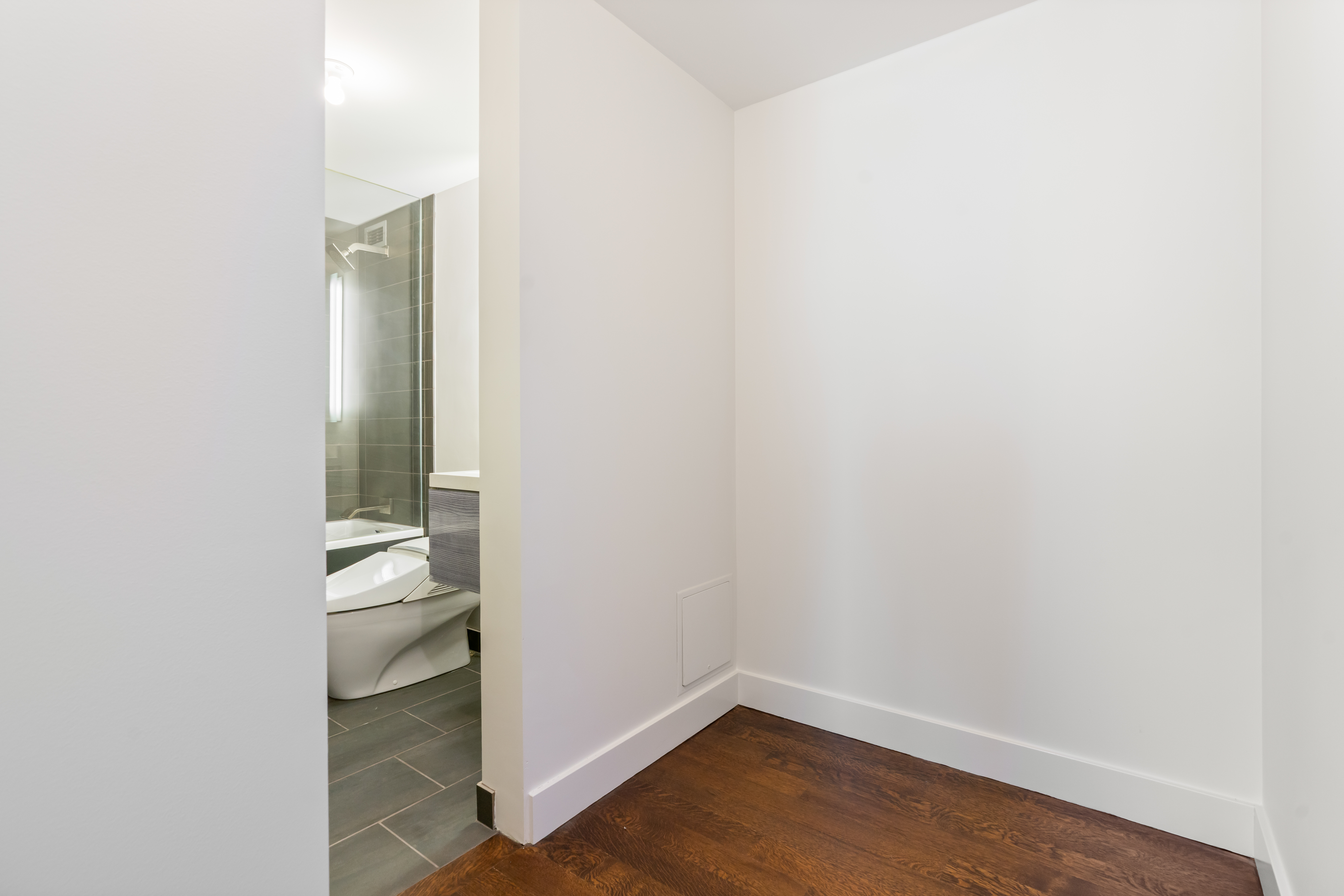  Fully Renovated Condo in the Gold Coast - 物件實景
