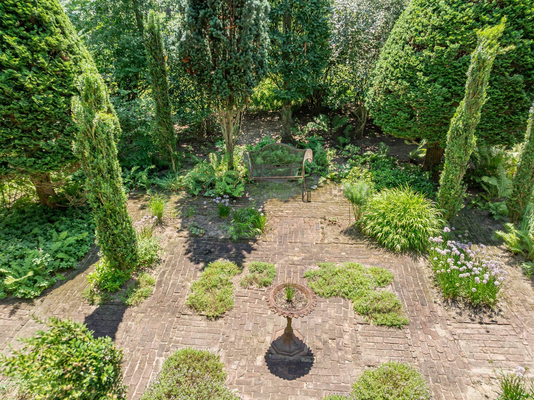  WAINSCOTT  ESTATE OPPORTUNITY - 物件實景