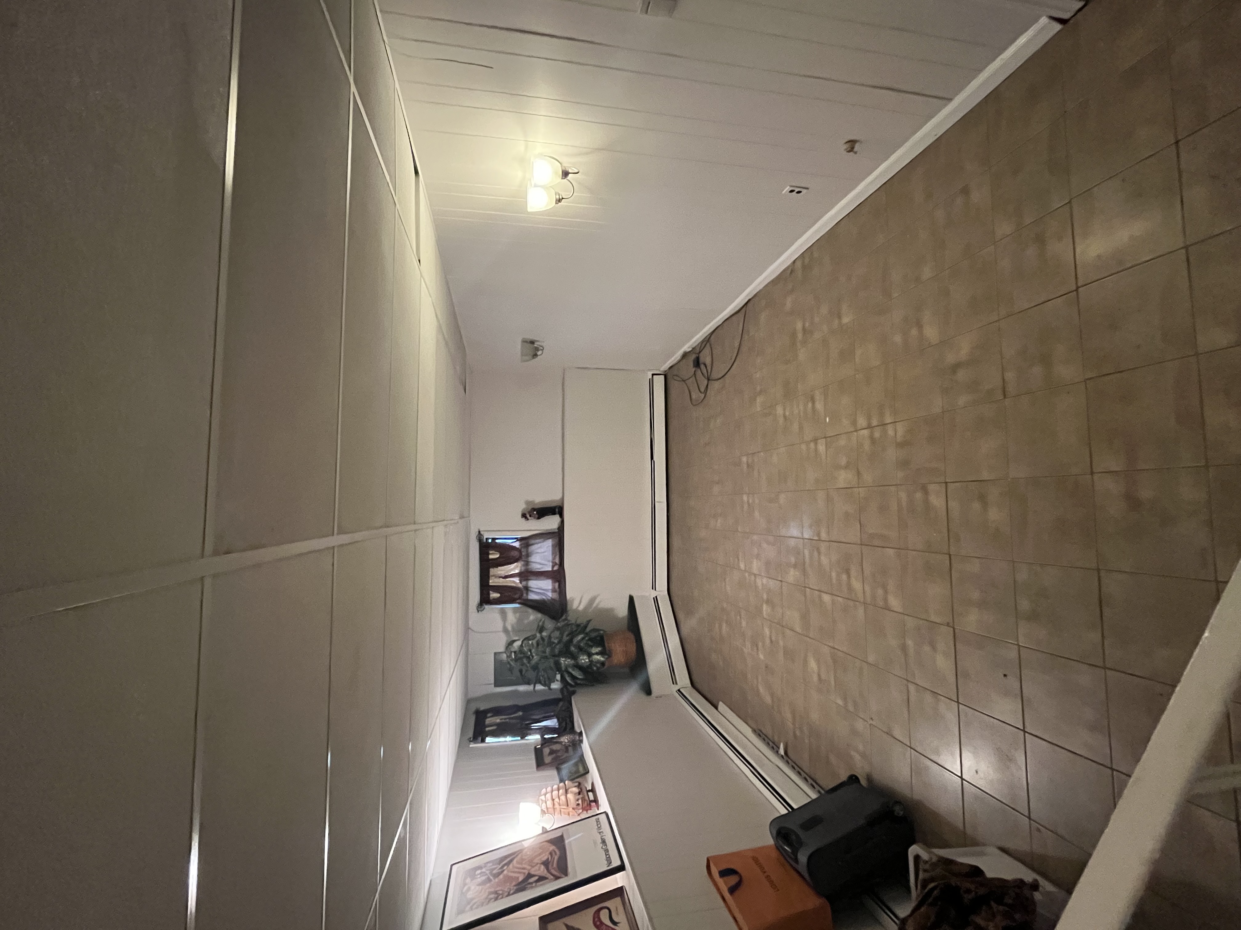 North Providence, Rhode Island, 02911, United States, 4 Bedrooms Bedrooms, ,4 BathroomsBathrooms,Residential,For Sale,1981959