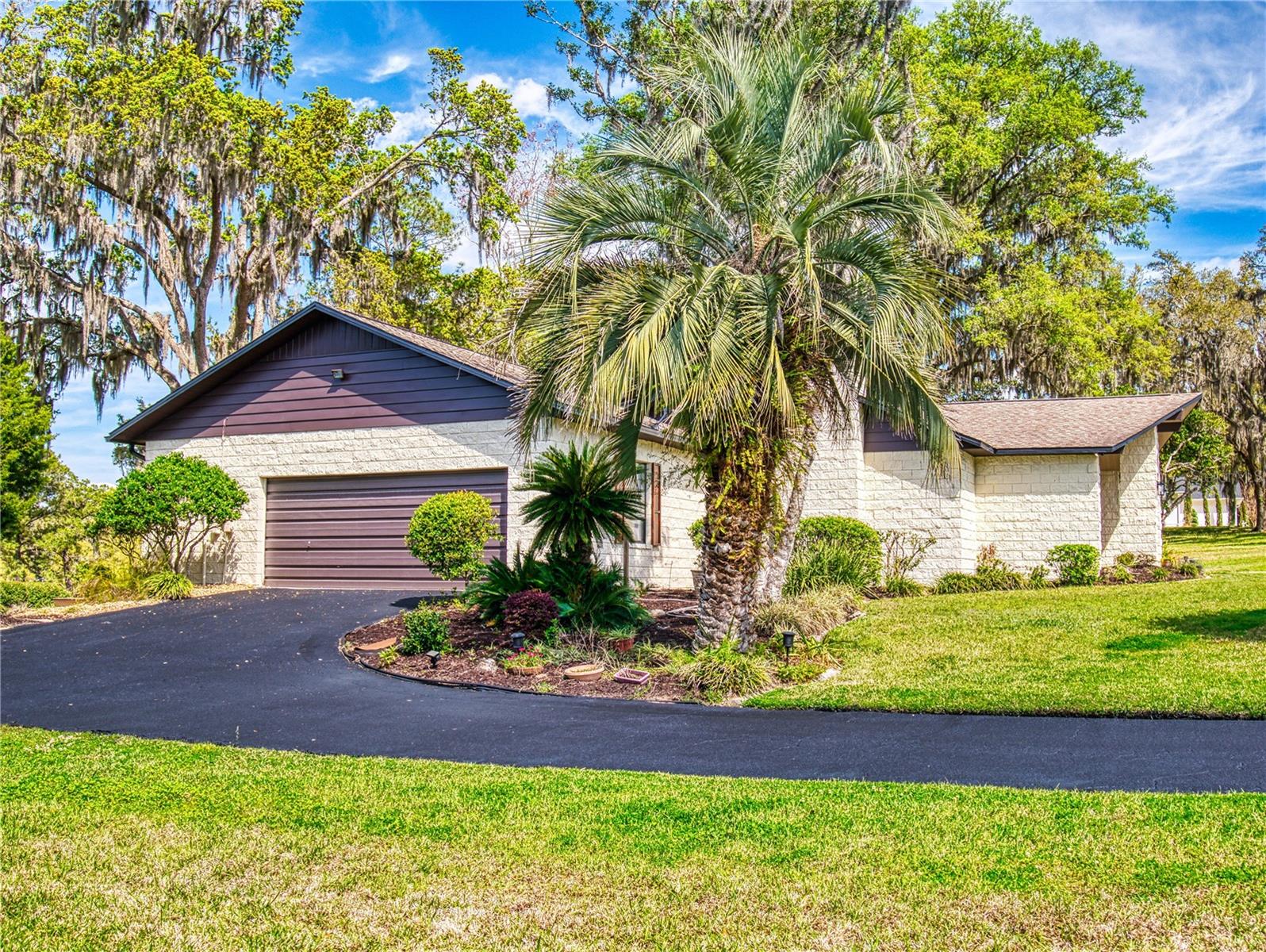 OCALA, Florida, 34482, United States, 3 Bedrooms Bedrooms, ,2 BathroomsBathrooms,Residential,For Sale,1738687