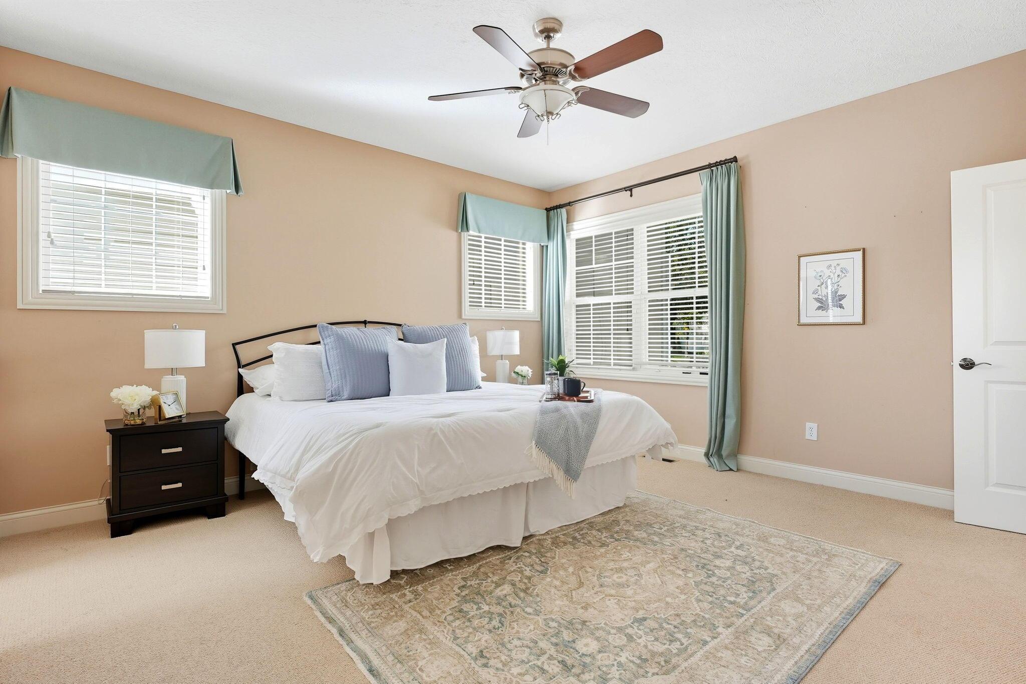 New Albany, Ohio, 43054, United States, 4 Bedrooms Bedrooms, ,5 BathroomsBathrooms,Residential,For Sale,1991111