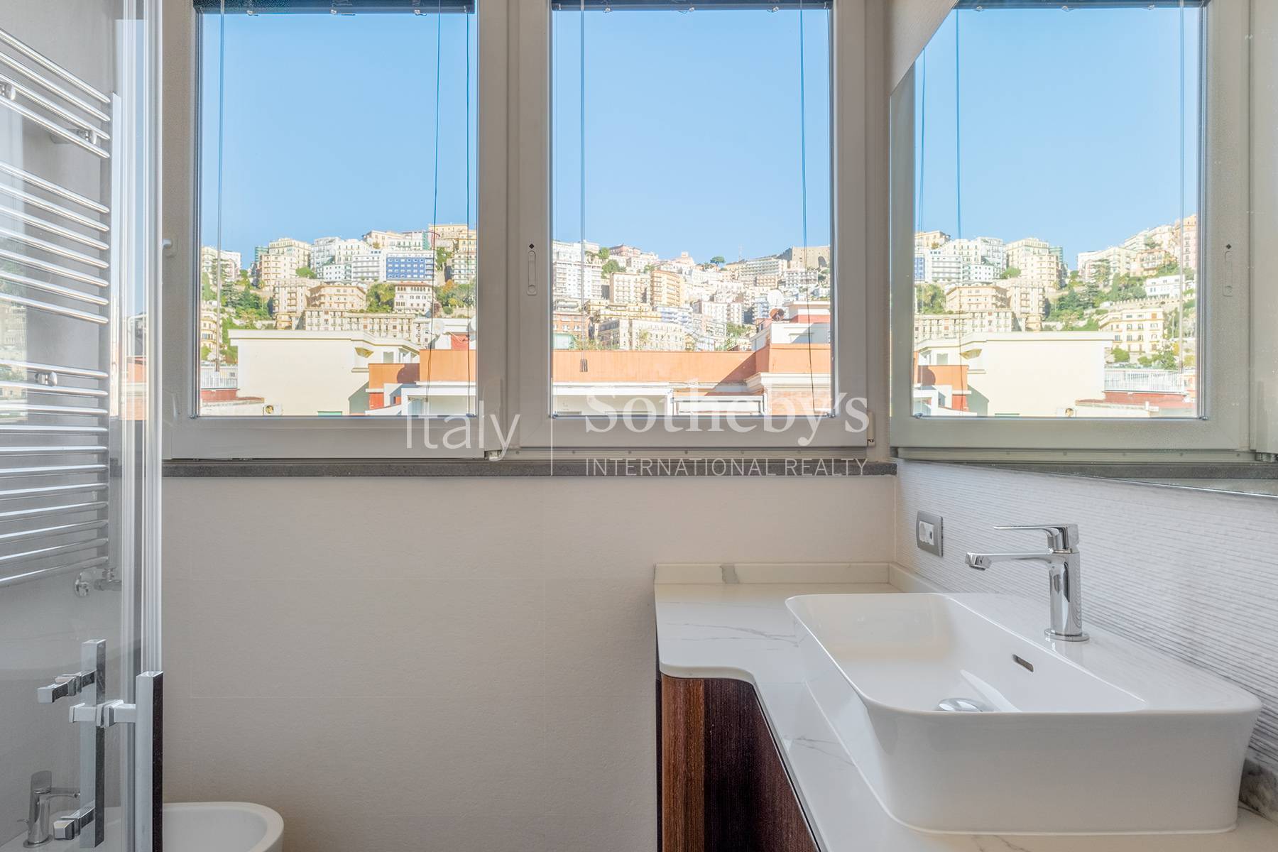  Renovated penthouse in the center of Chiaia - 物件實景